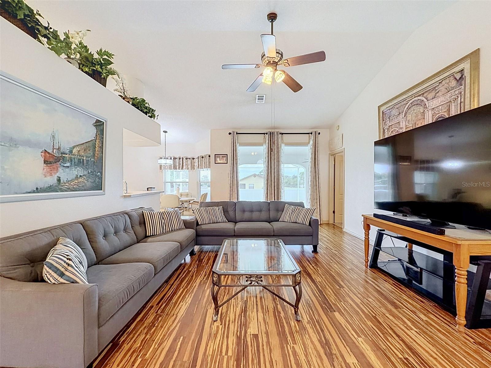 SPRING HILL - Residential