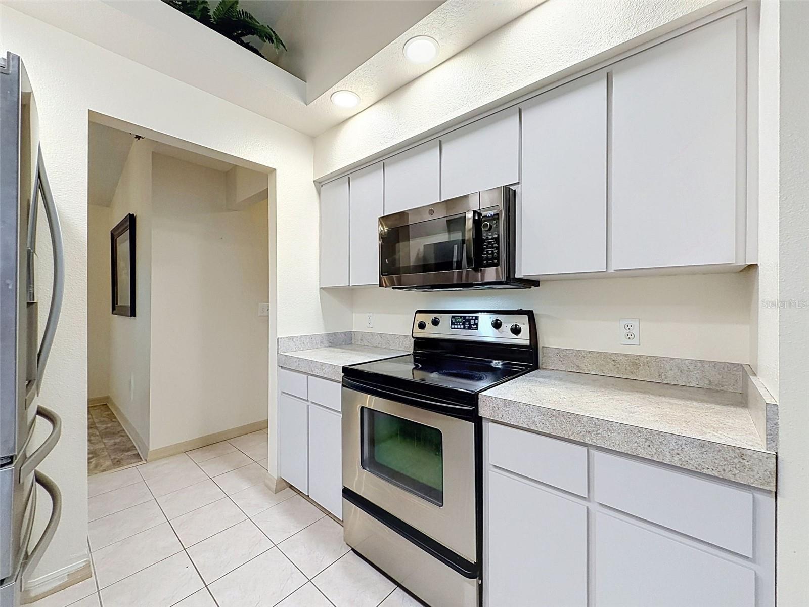 SPRING HILL - Residential