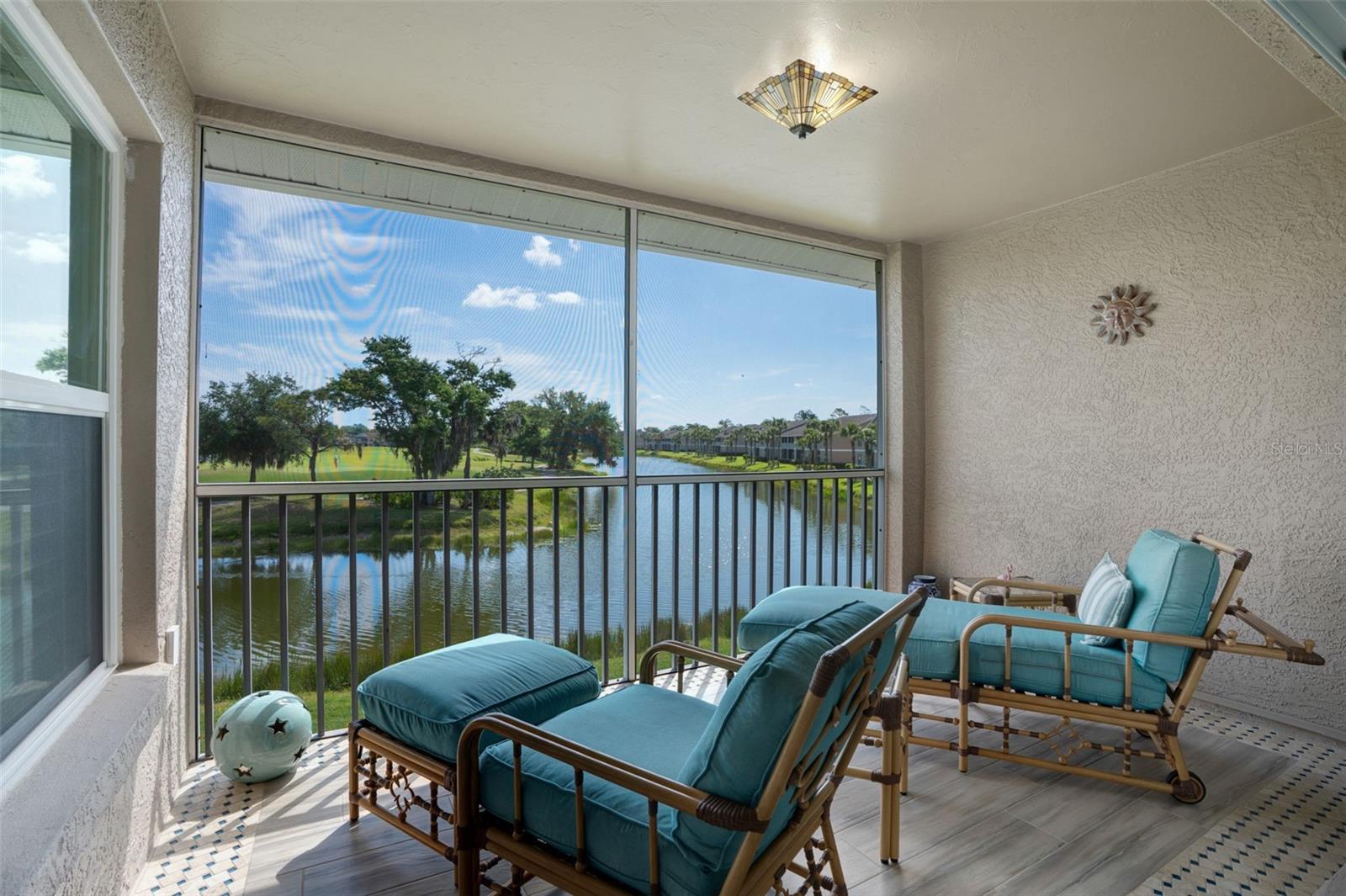 HERITAGE OAKS VERANDA 8 - Residential