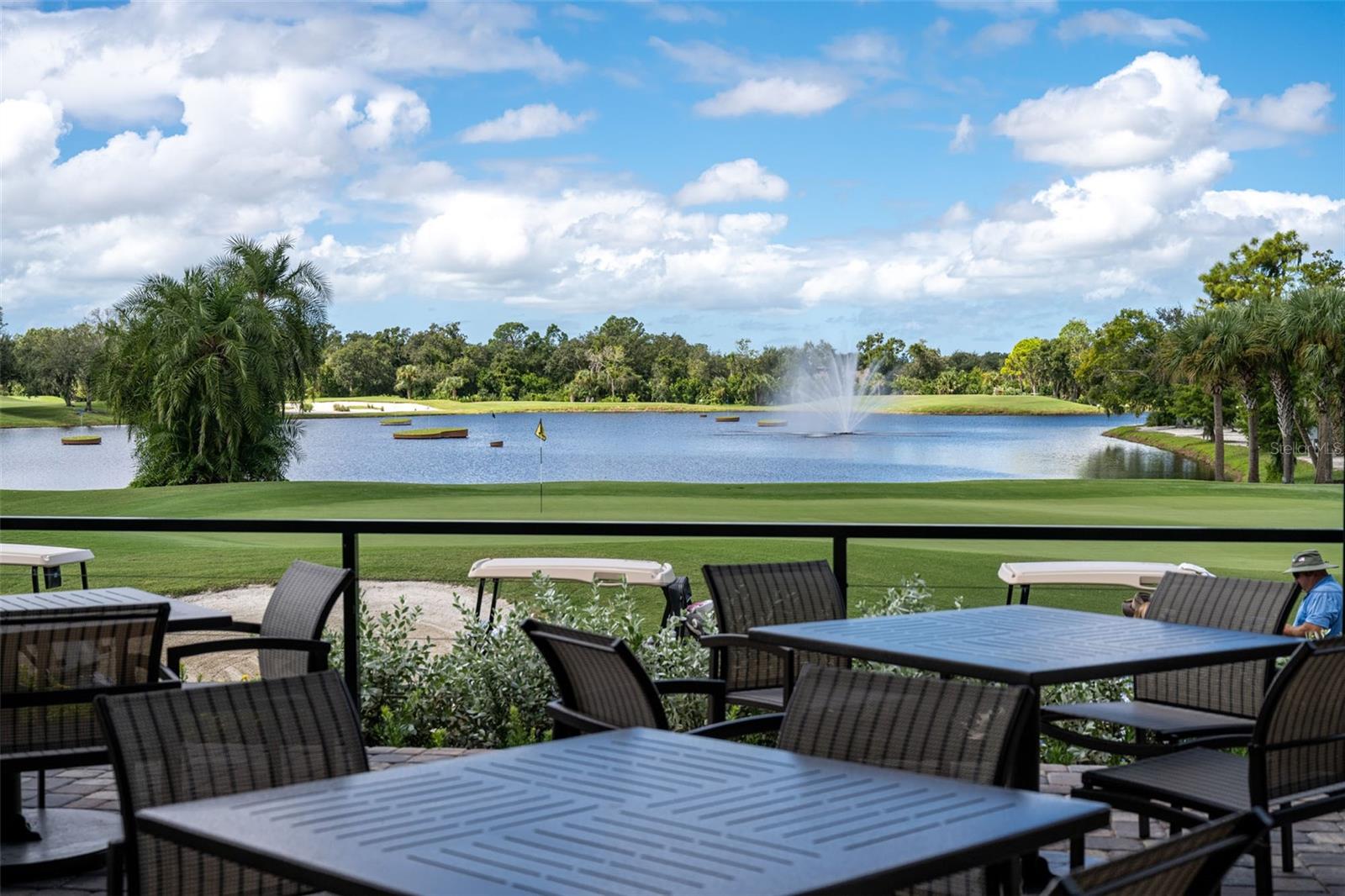 HERITAGE OAKS VERANDA 8 - Residential