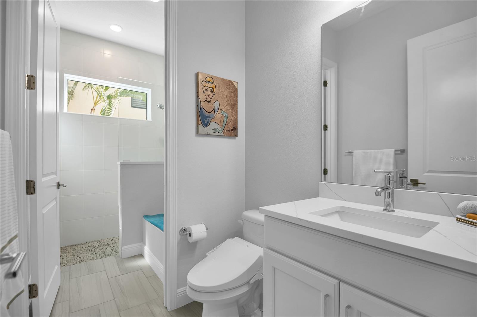 LEGENDS BAY - Residential