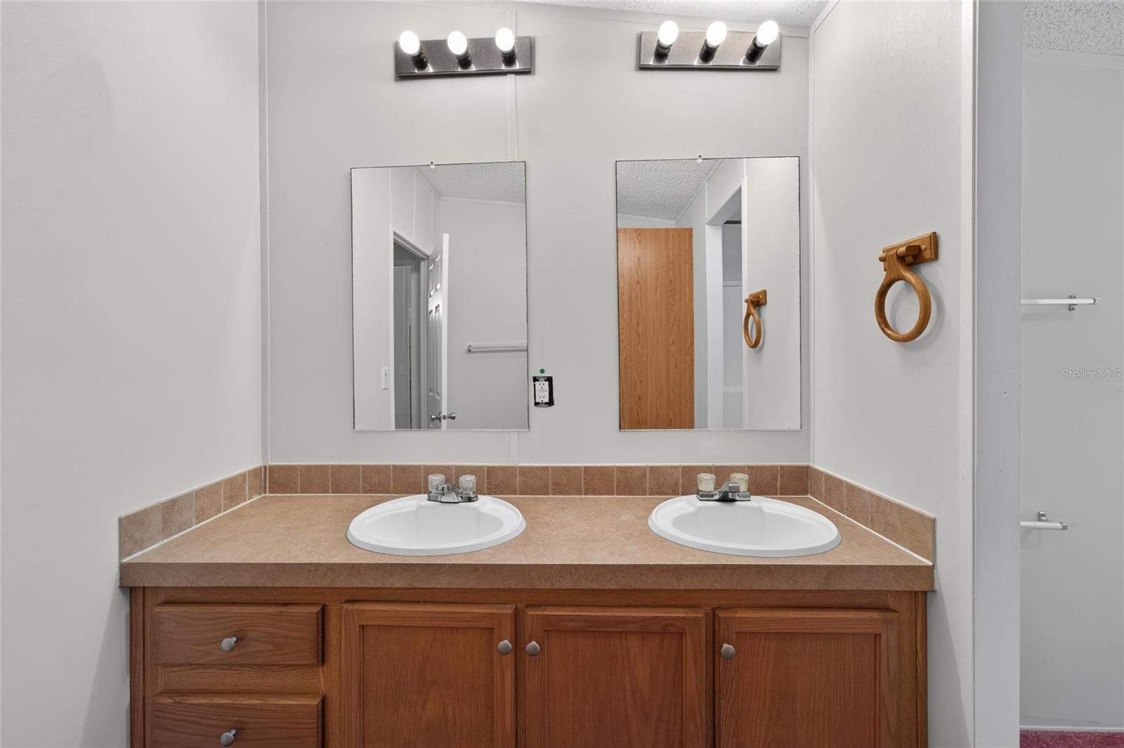 ALKEN ACRES - Residential