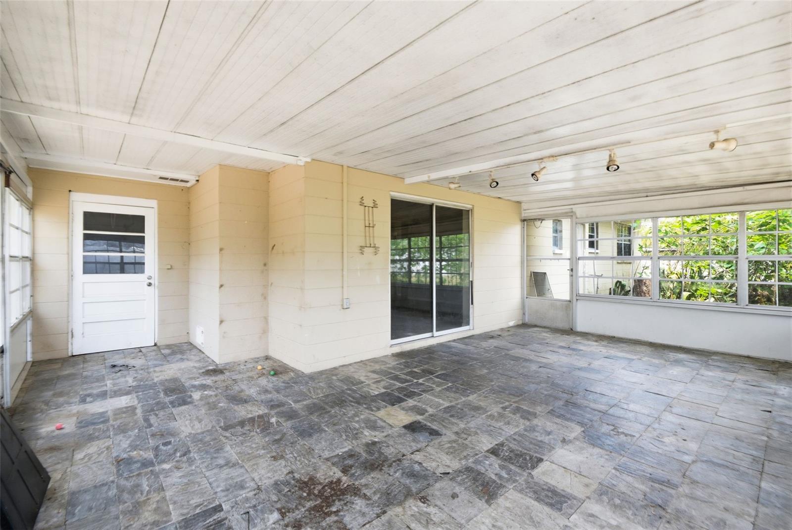 WESTWOOD SUB 1ST ADD - Residential
