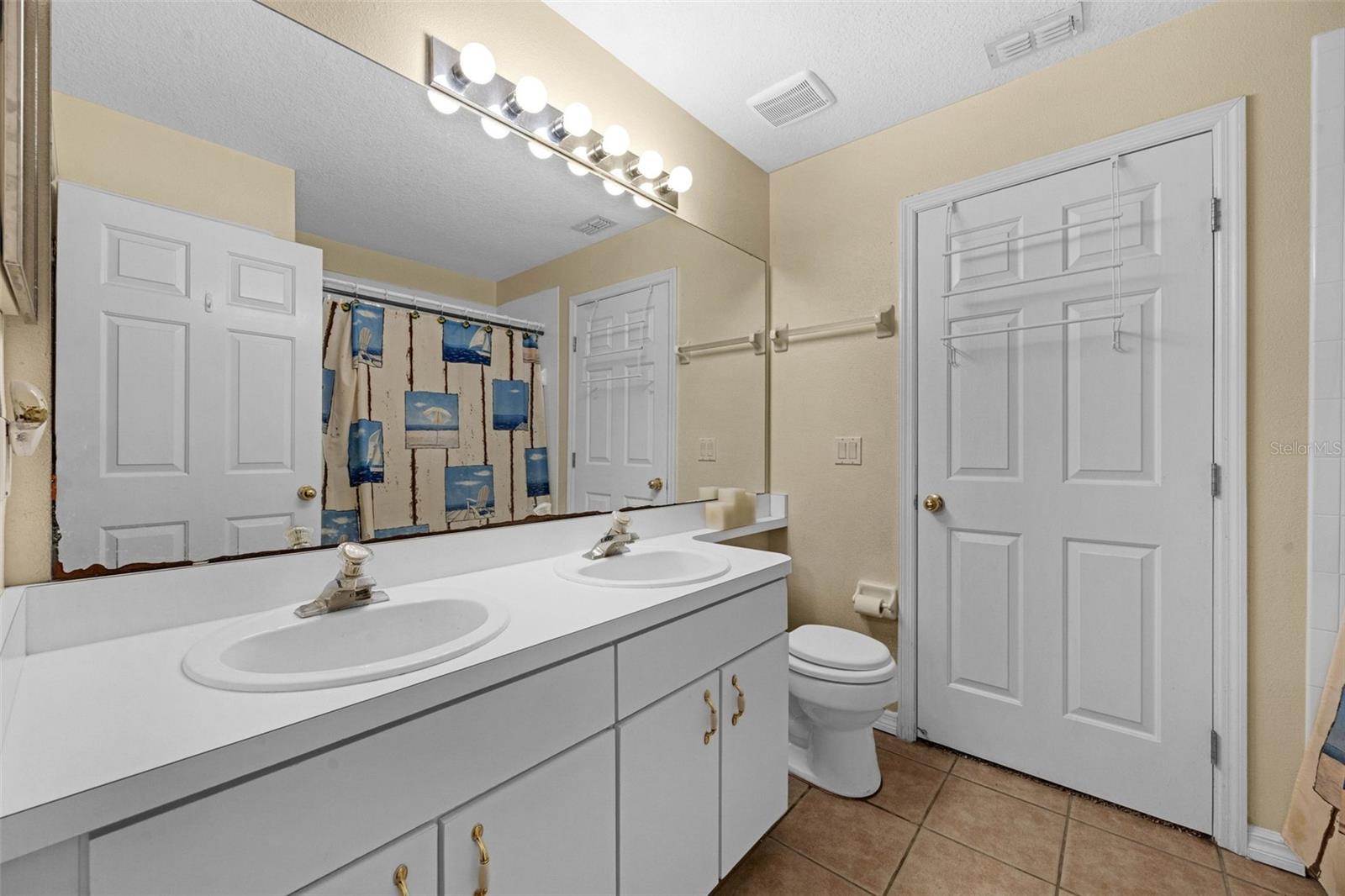 HUNTERS CREEK TR 525 - Residential