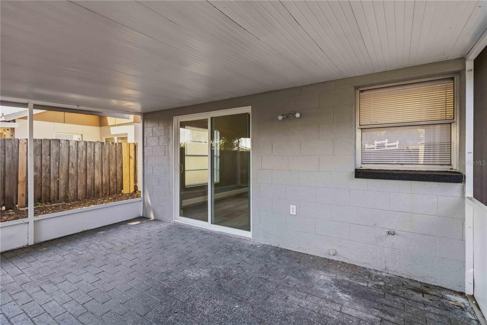 COUNTRY HILLS UNIT ONE B - Residential