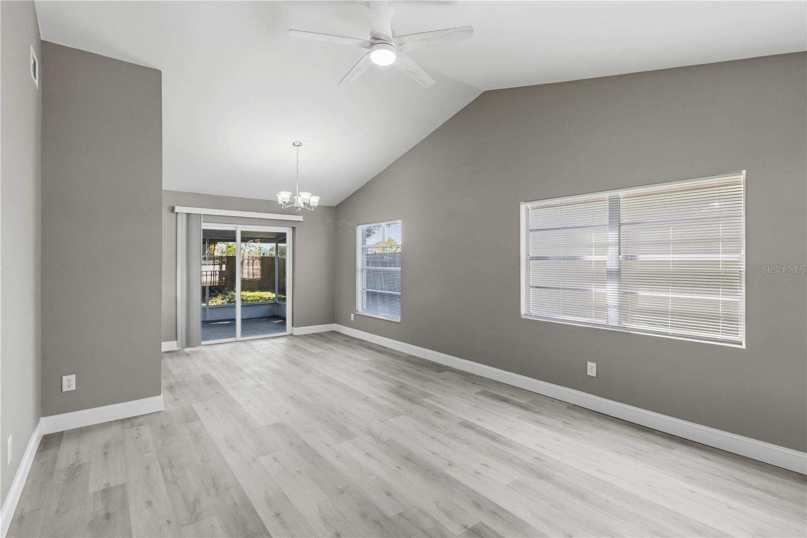 COUNTRY HILLS UNIT ONE B - Residential