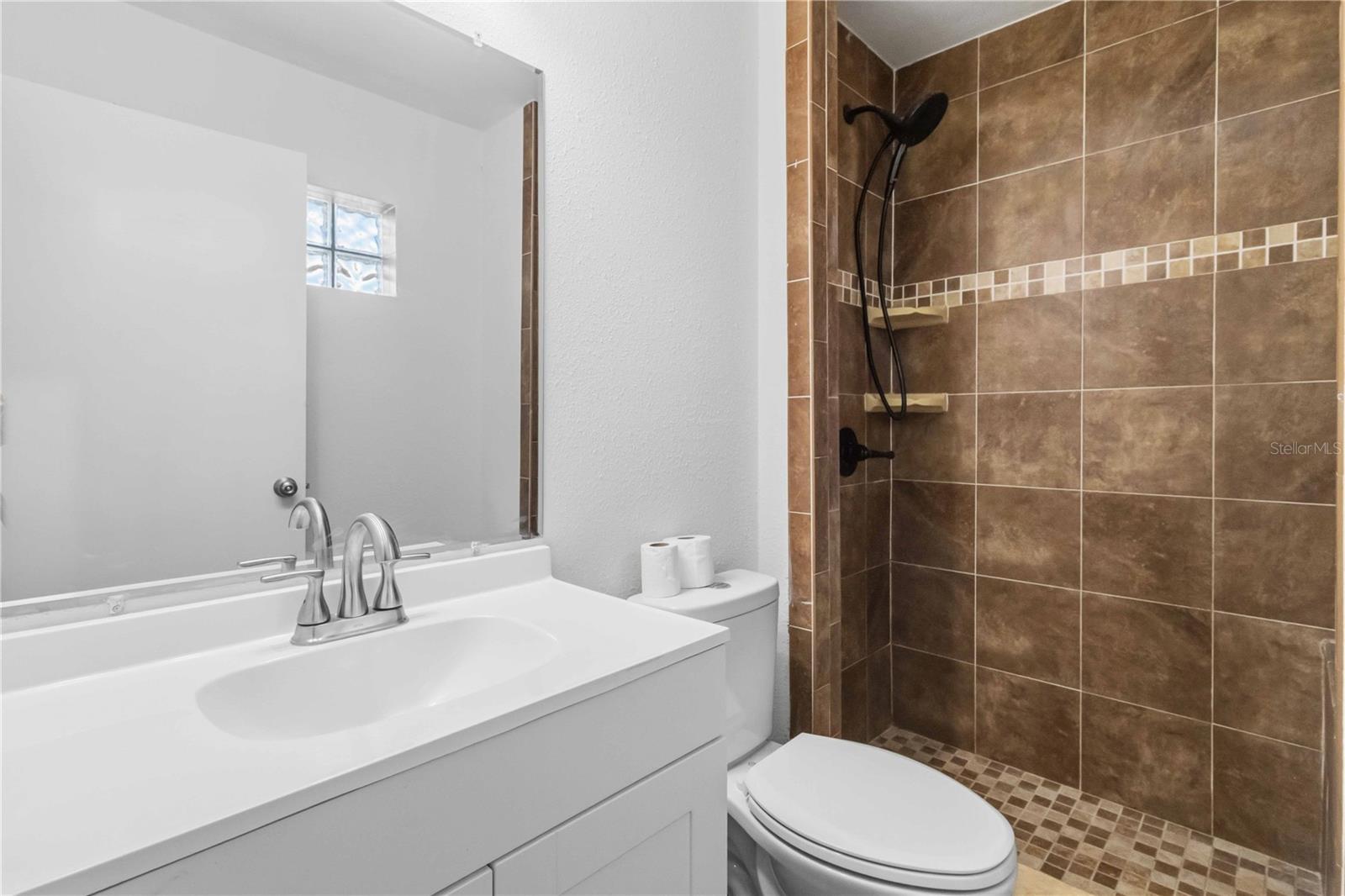 COUNTRY HILLS UNIT ONE B - Residential