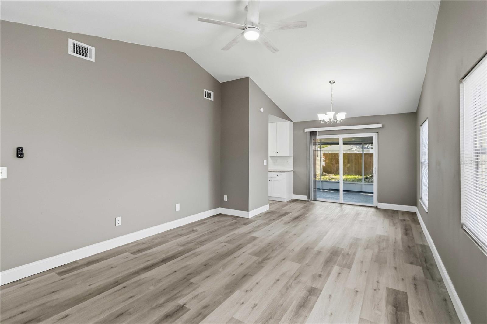 COUNTRY HILLS UNIT ONE B - Residential