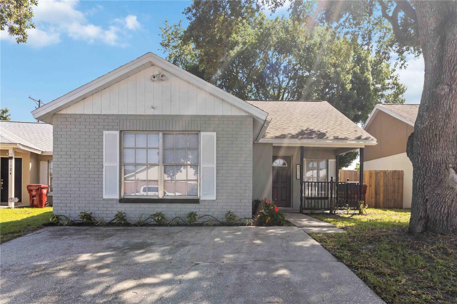 COUNTRY HILLS UNIT ONE B - Residential