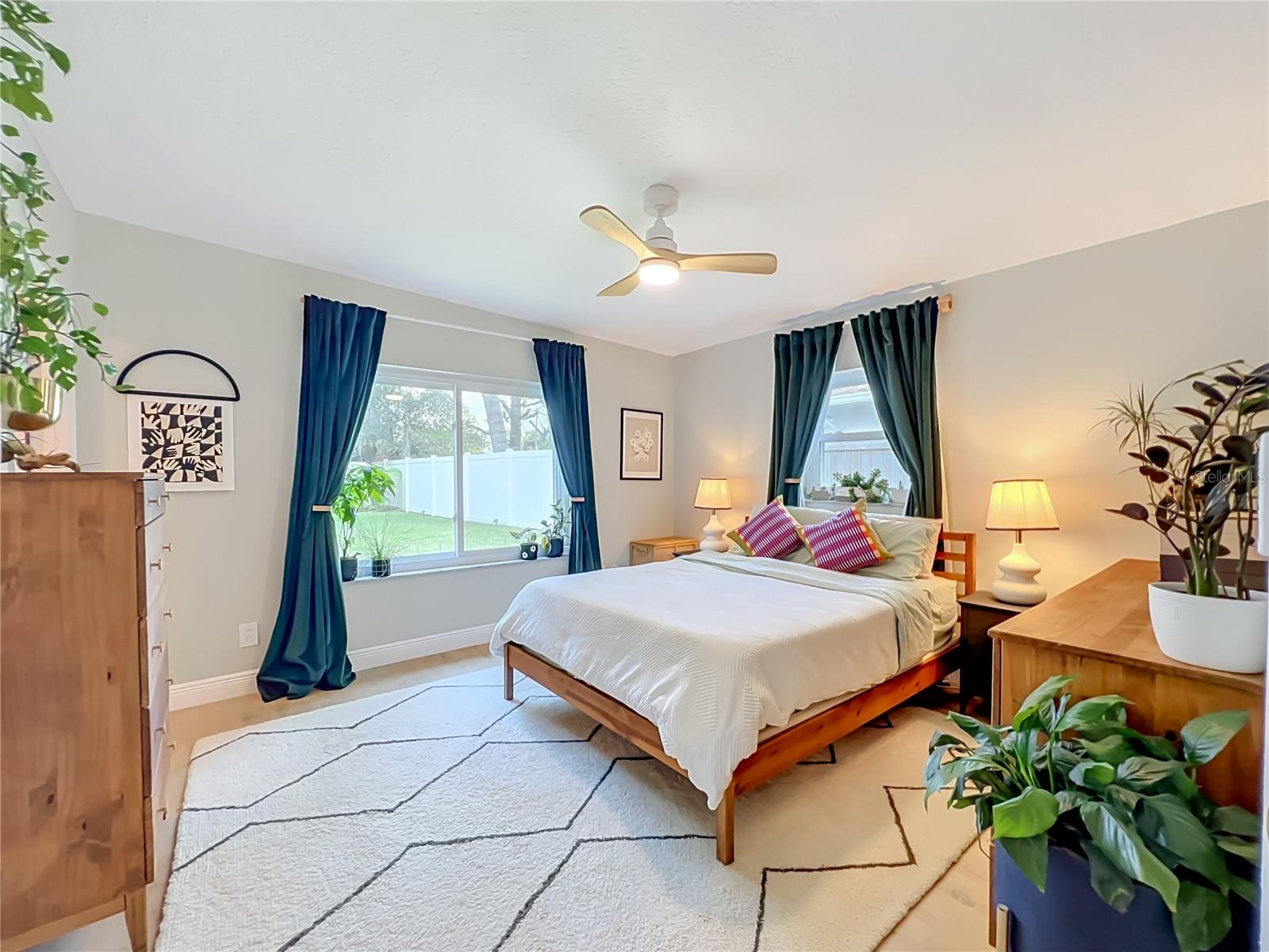 SHORES LAKE KILLARNEY - Residential