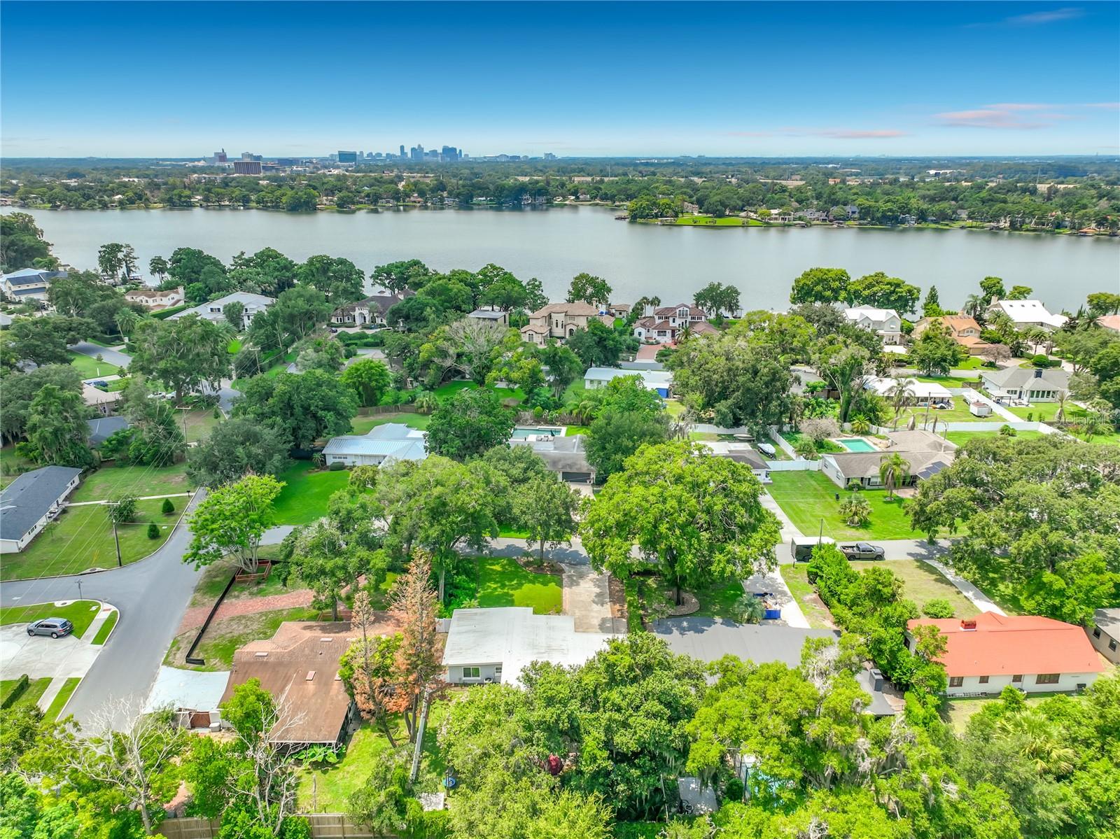 SHORES LAKE KILLARNEY - Residential