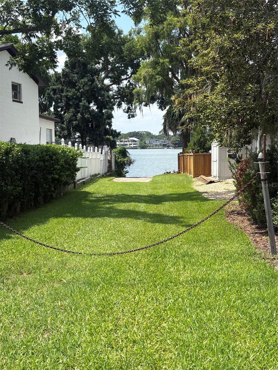 SHORES LAKE KILLARNEY - Residential