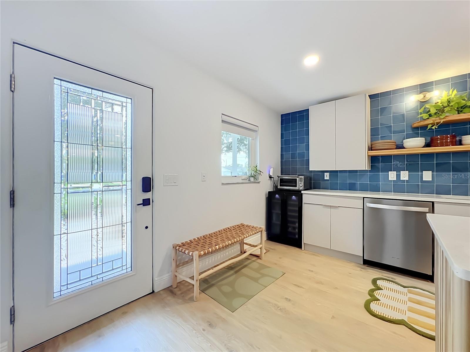 SHORES LAKE KILLARNEY - Residential