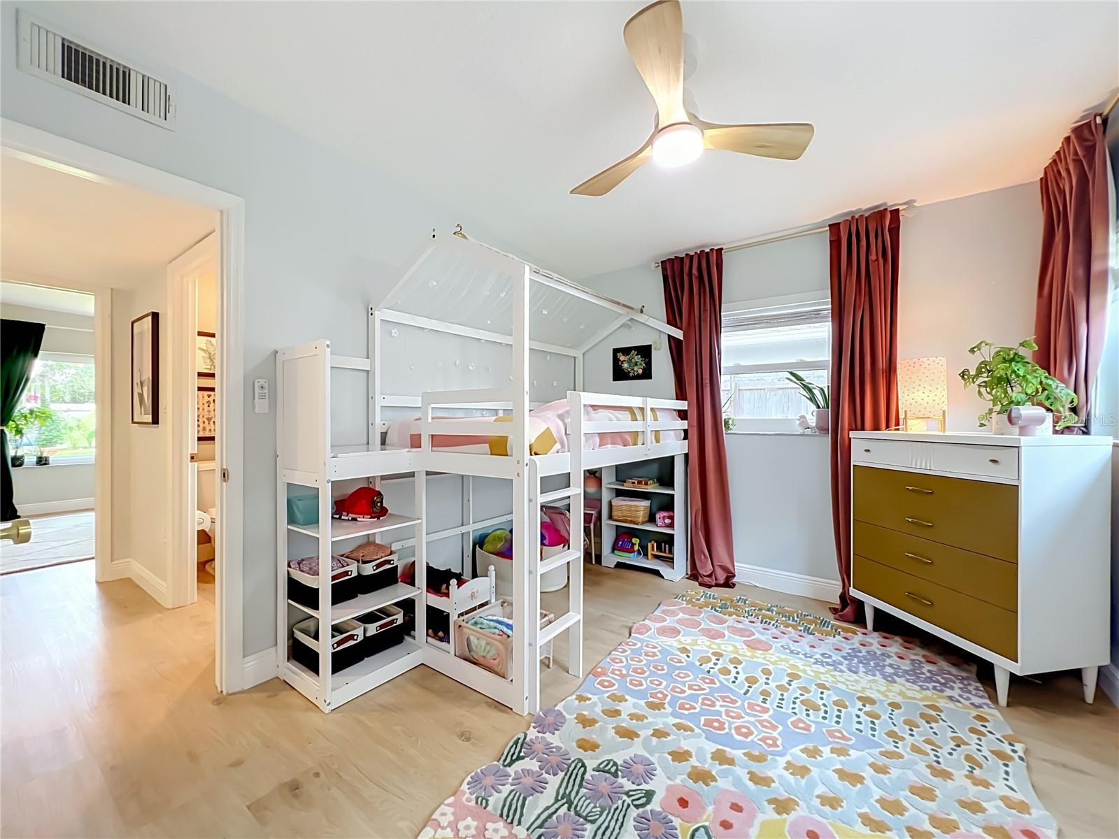 SHORES LAKE KILLARNEY - Residential