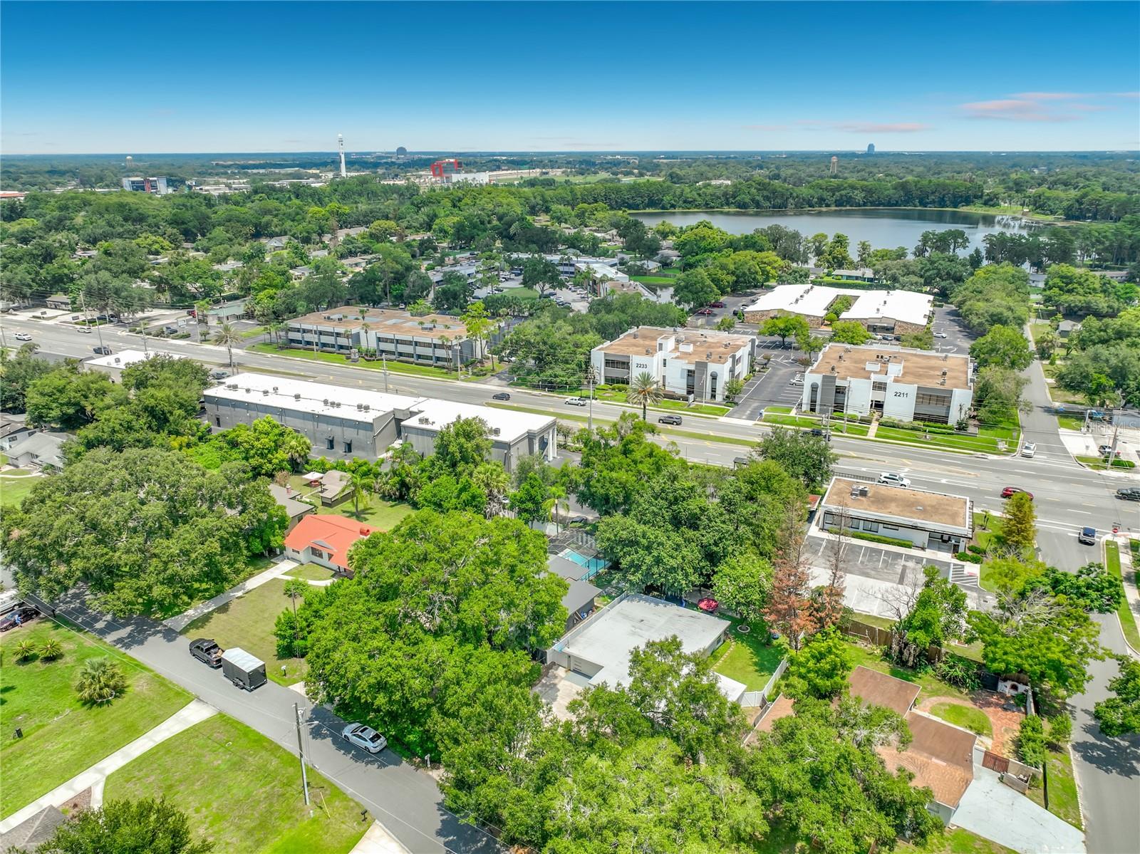 SHORES LAKE KILLARNEY - Residential