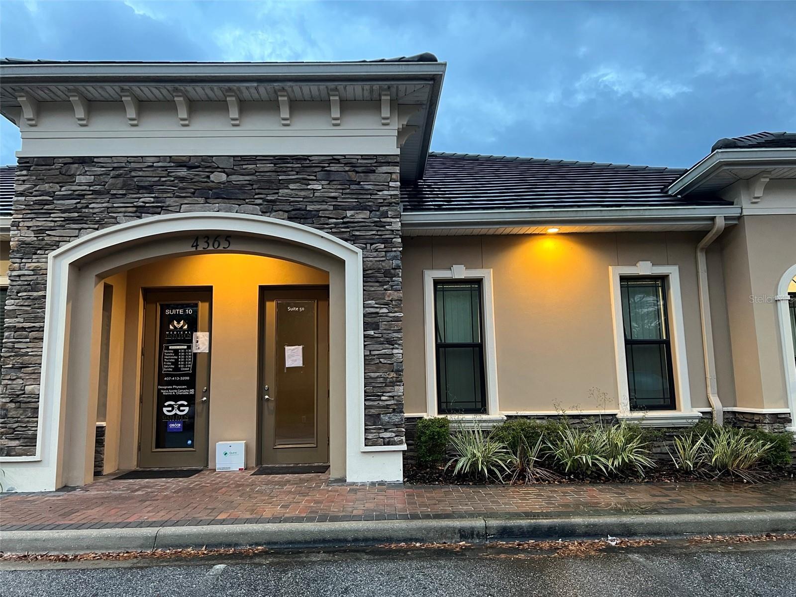 This is the perfect space for a medical or professional office, within the 1500 sq ft you have 6 individual offices, large reception with a waiting room, spacious break room/kitchen area, two bathrooms and plenty of parking spaces available .The 6 examining/offices rooms ranging from 120 to 140 +/- SF
The village Medical Arts Center its located in the heart of Hunters Creek, with easy access to SR 417 and Sr 528 which makes it an ideal  location.