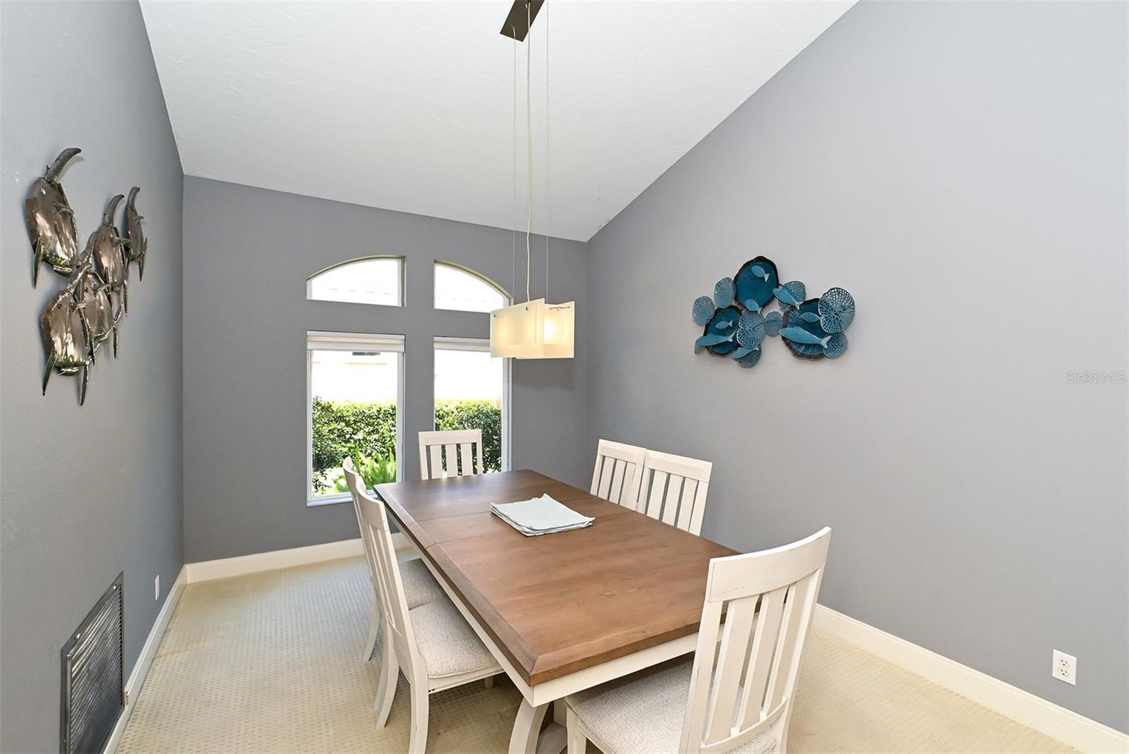 UNIVERSITY PARK - Residential Lease