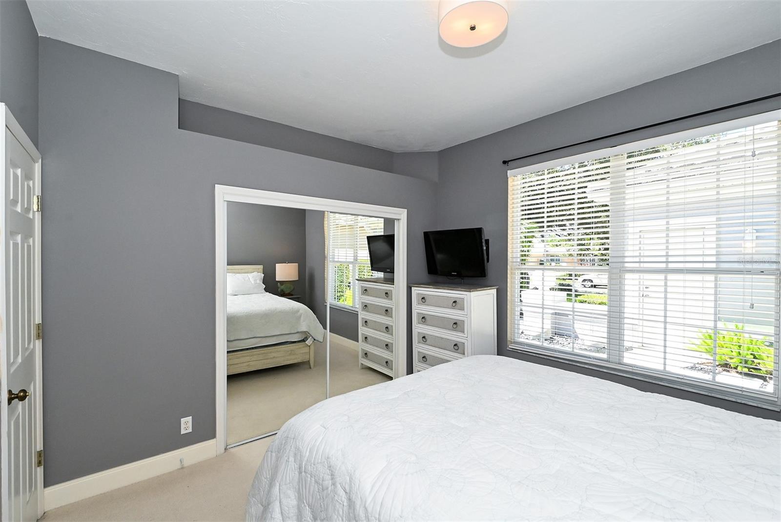 UNIVERSITY PARK - Residential Lease