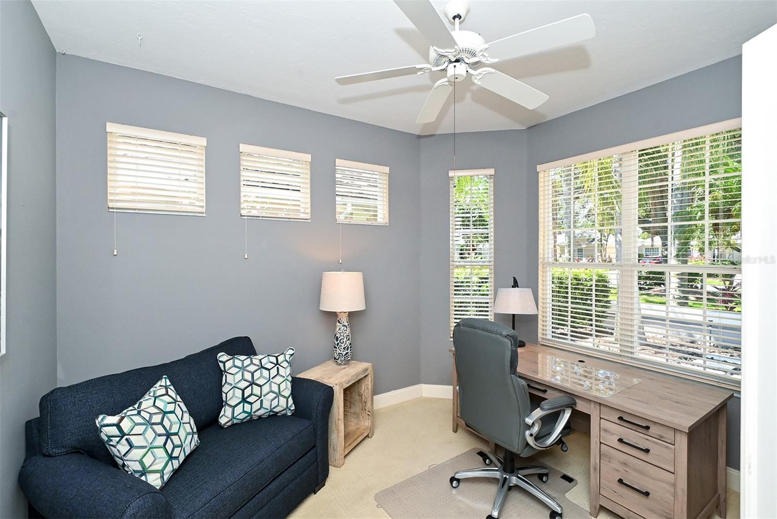 UNIVERSITY PARK - Residential Lease