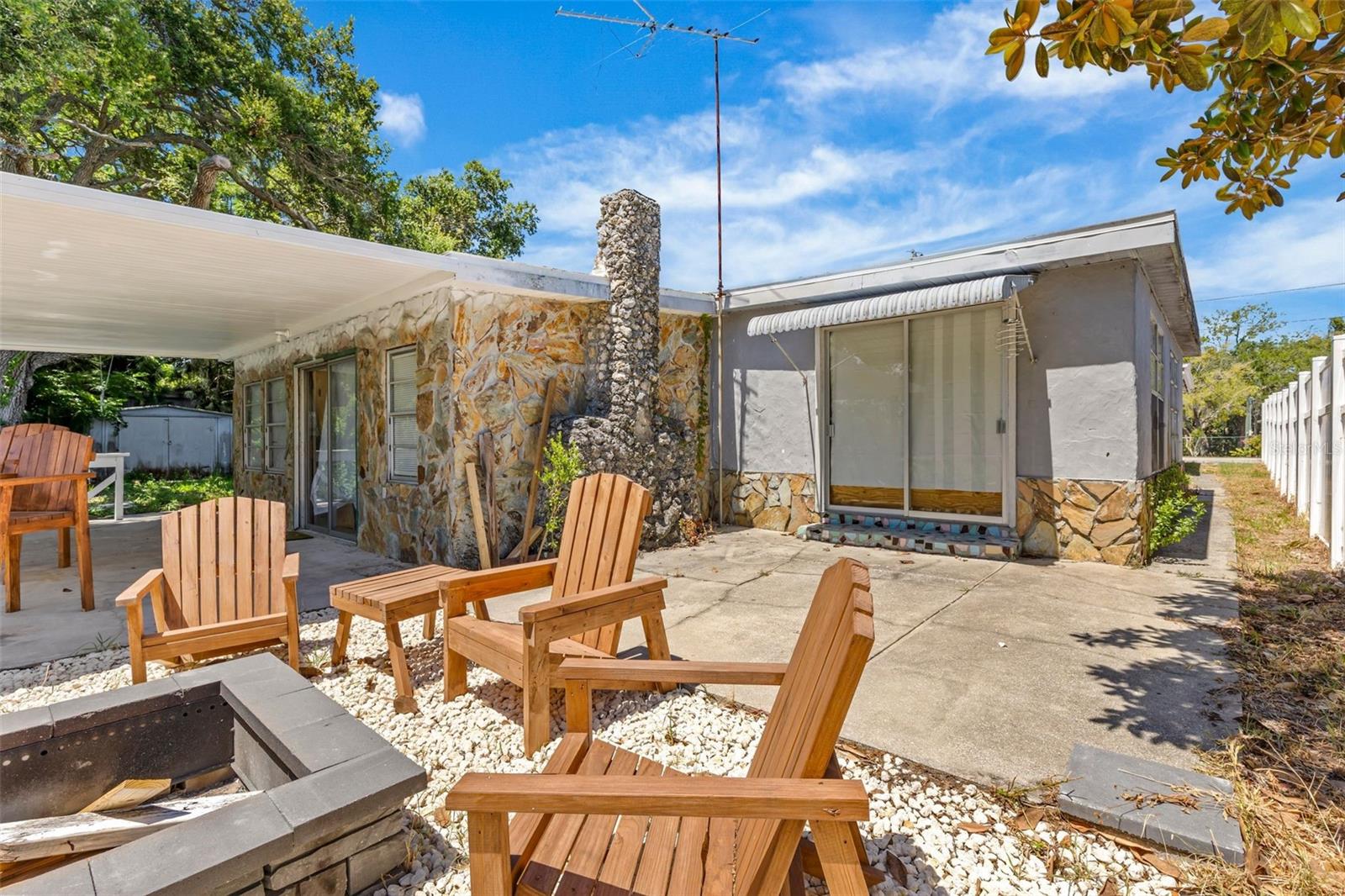 GULF SIDE VILLAS - Residential