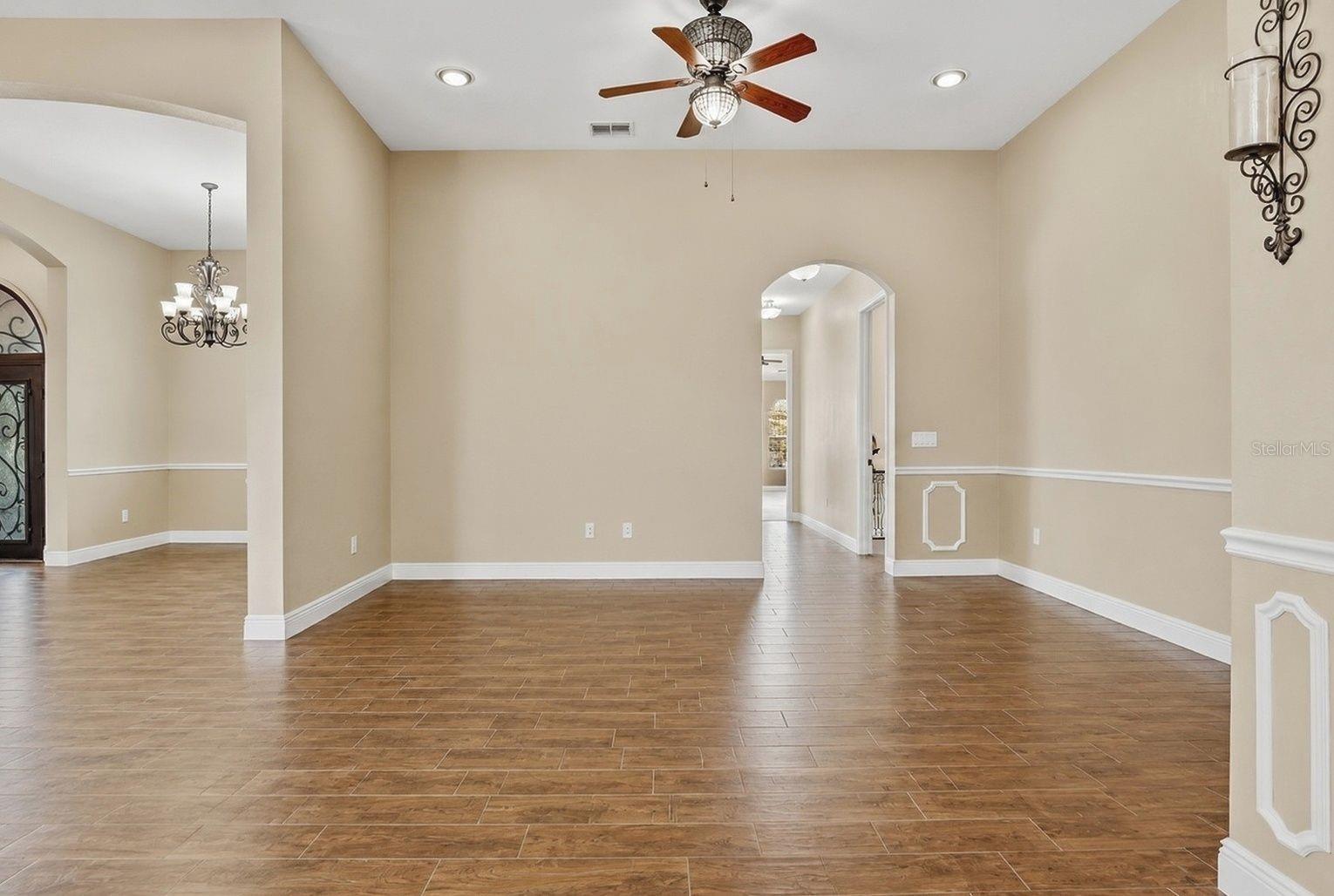 GROVELAND FARMS 32-22-25 - Residential