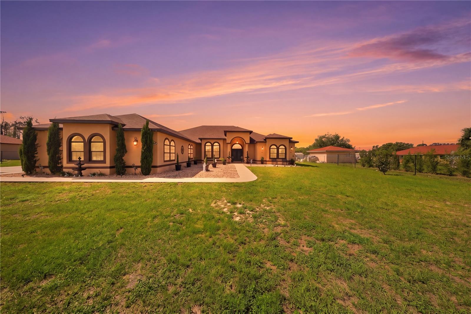 GROVELAND FARMS 32-22-25 - Residential