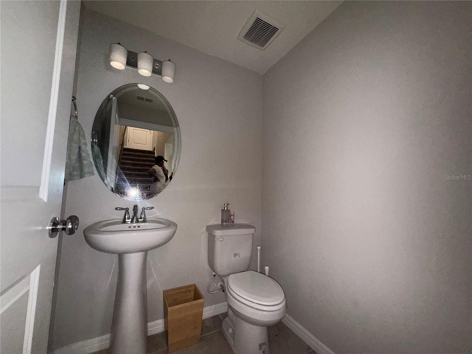 ISLES/LK NONA PH 3B - Residential Lease