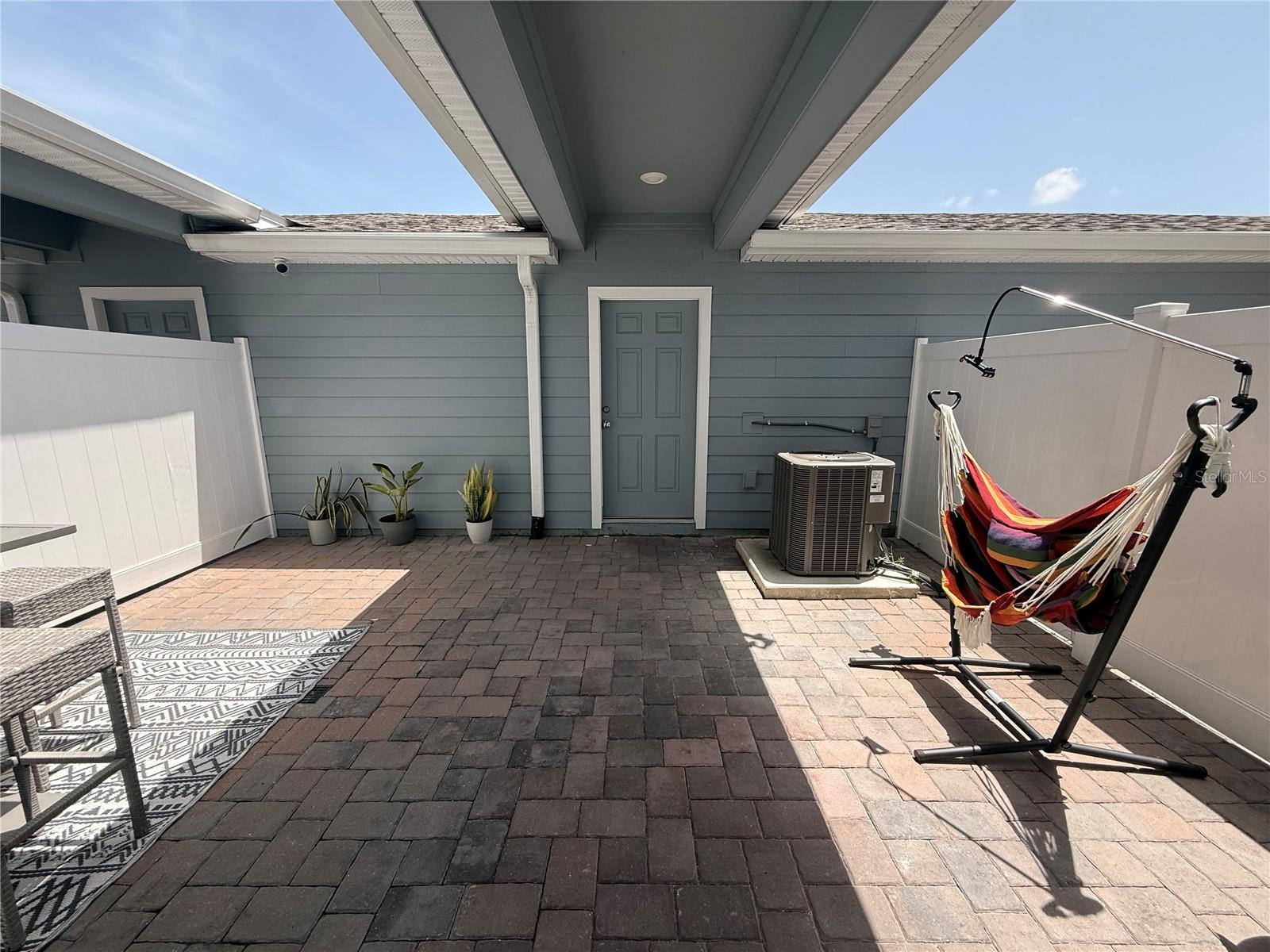 ISLES/LK NONA PH 3B - Residential Lease