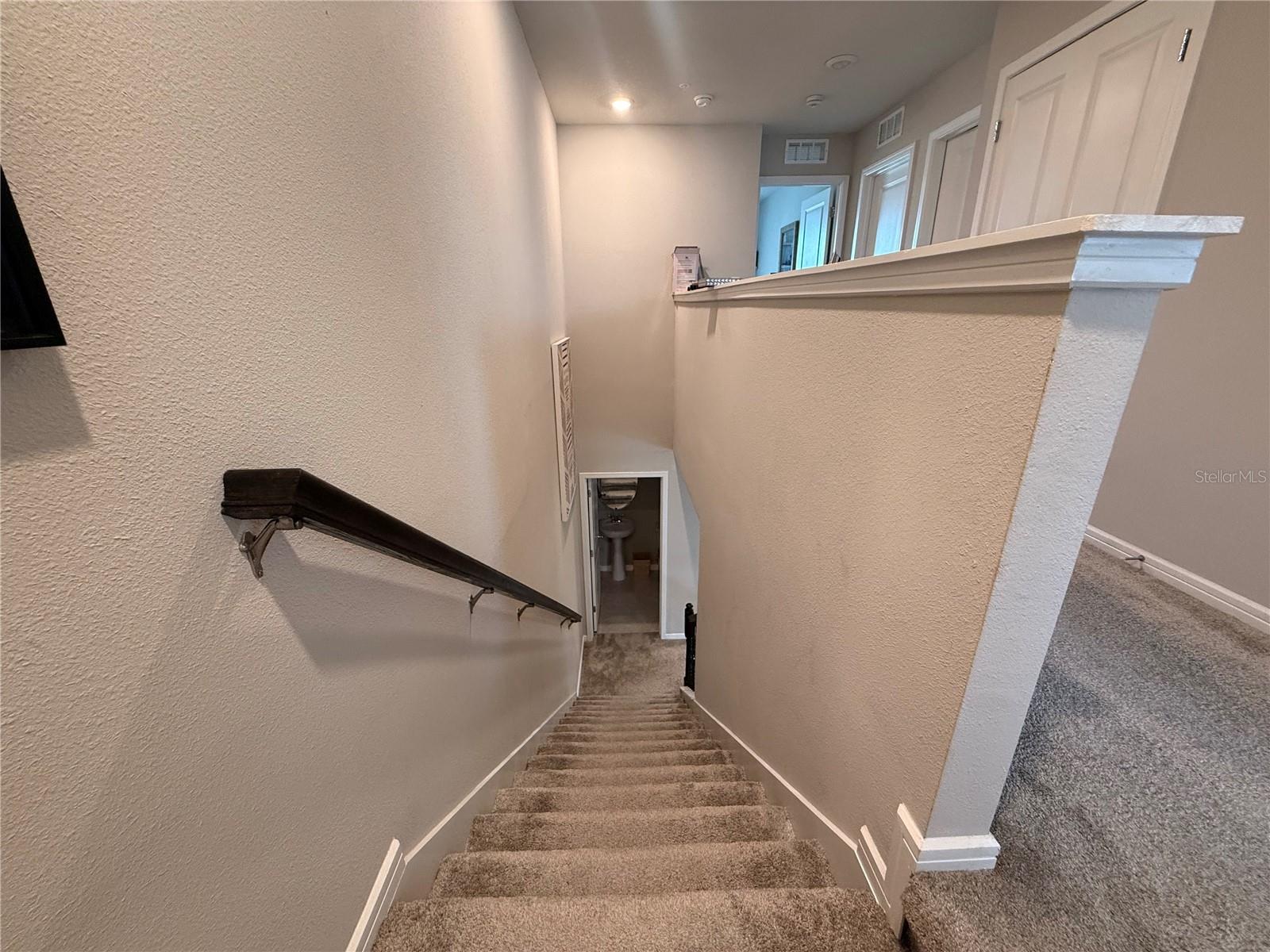ISLES/LK NONA PH 3B - Residential Lease