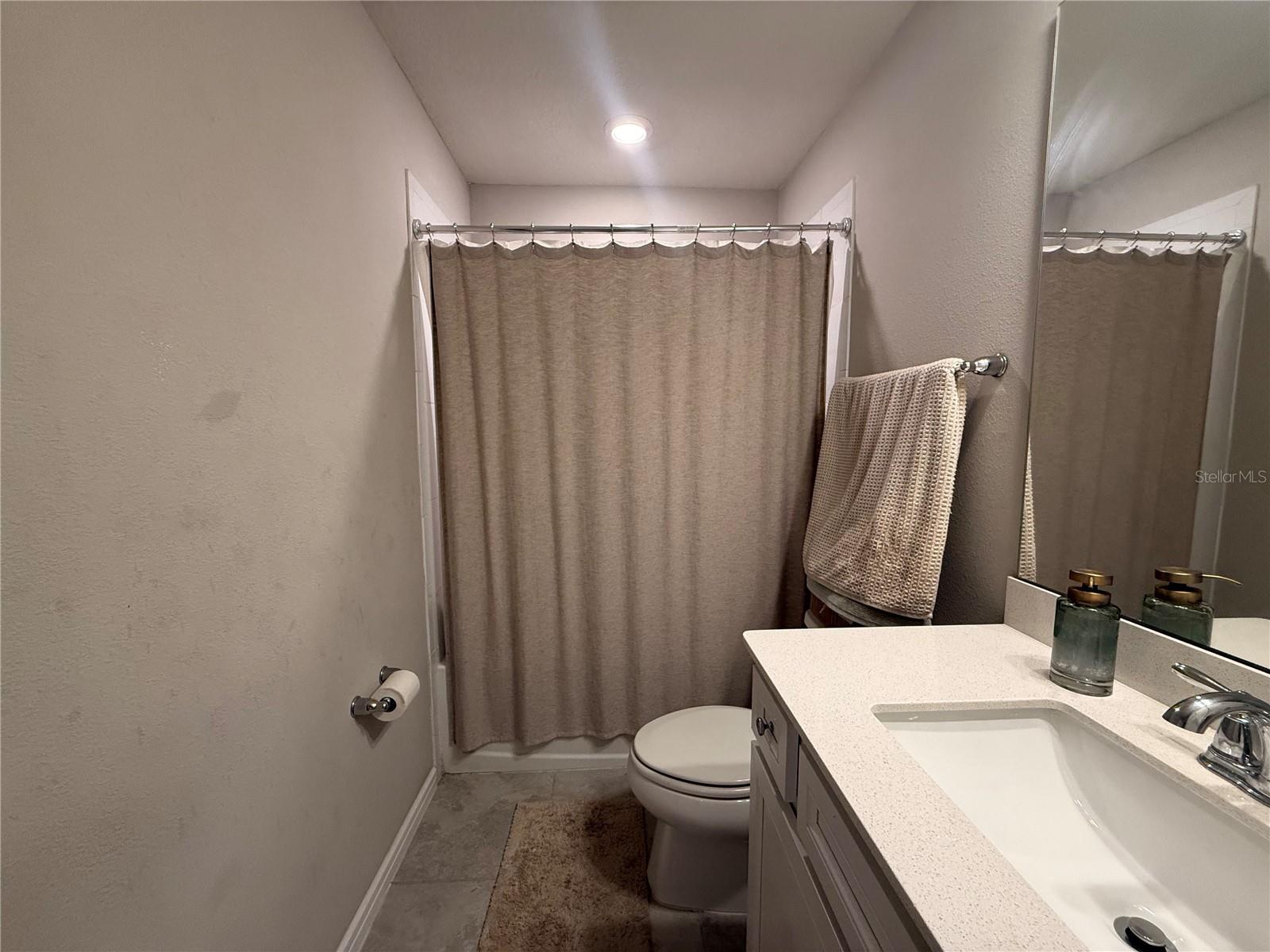 ISLES/LK NONA PH 3B - Residential Lease