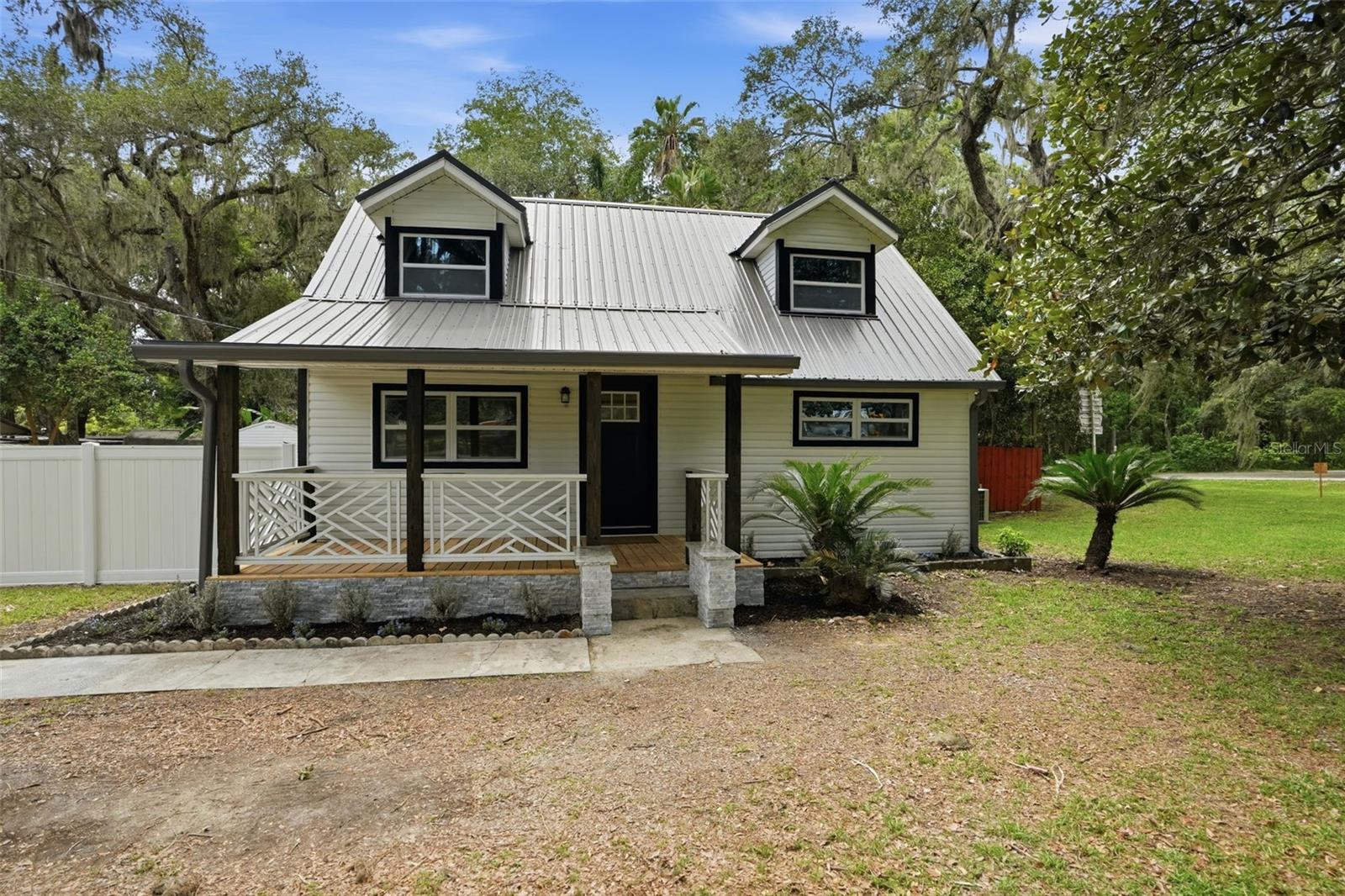 LAKE LINDSEY CITY - Residential