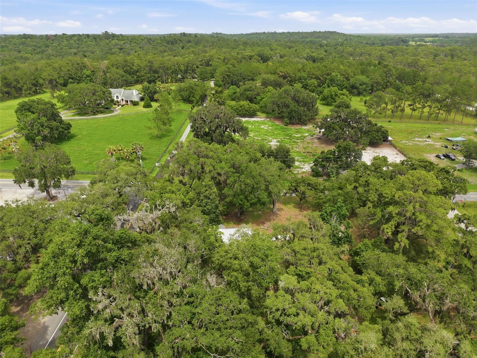 LAKE LINDSEY CITY - Residential