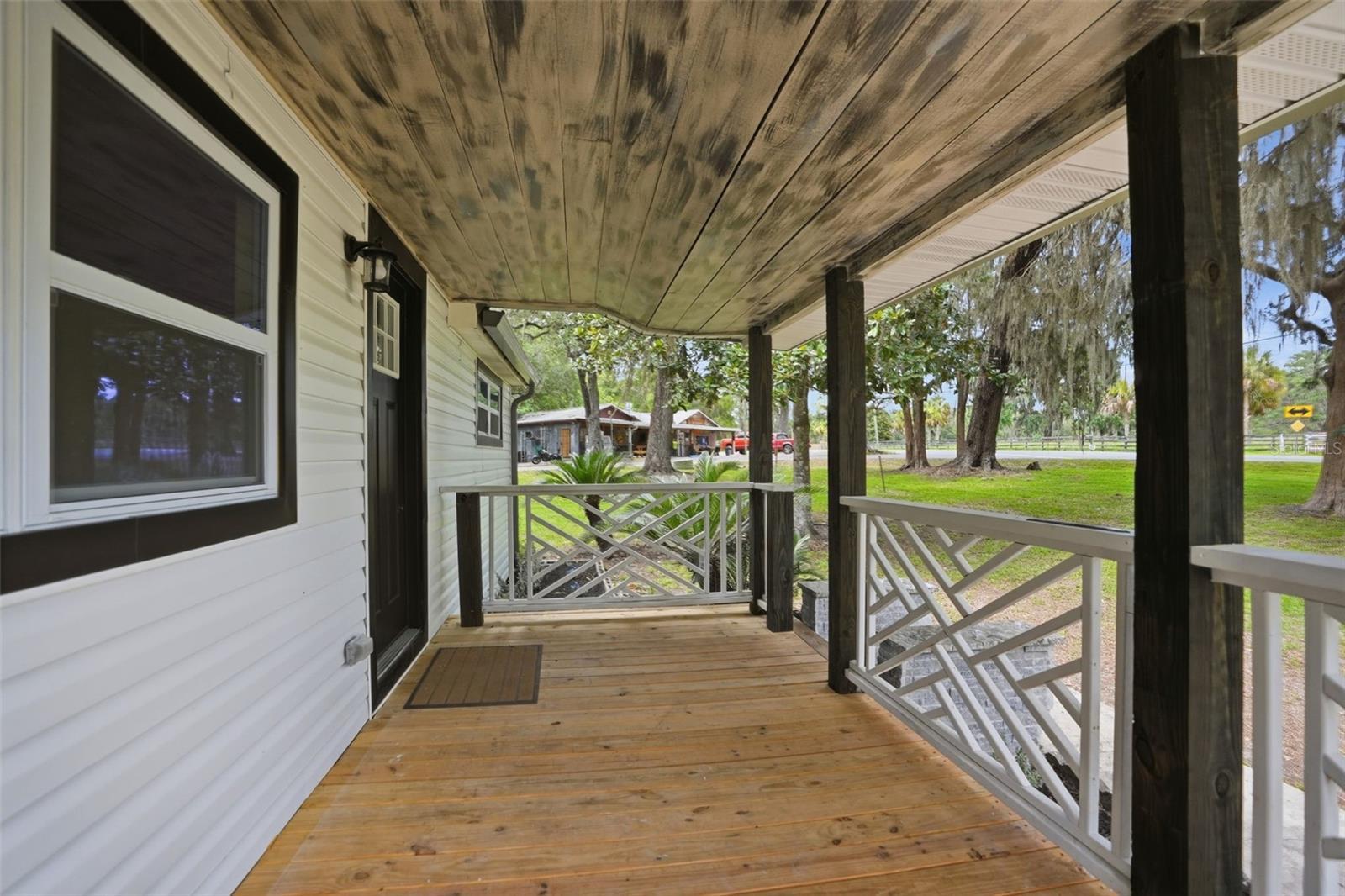 LAKE LINDSEY CITY - Residential