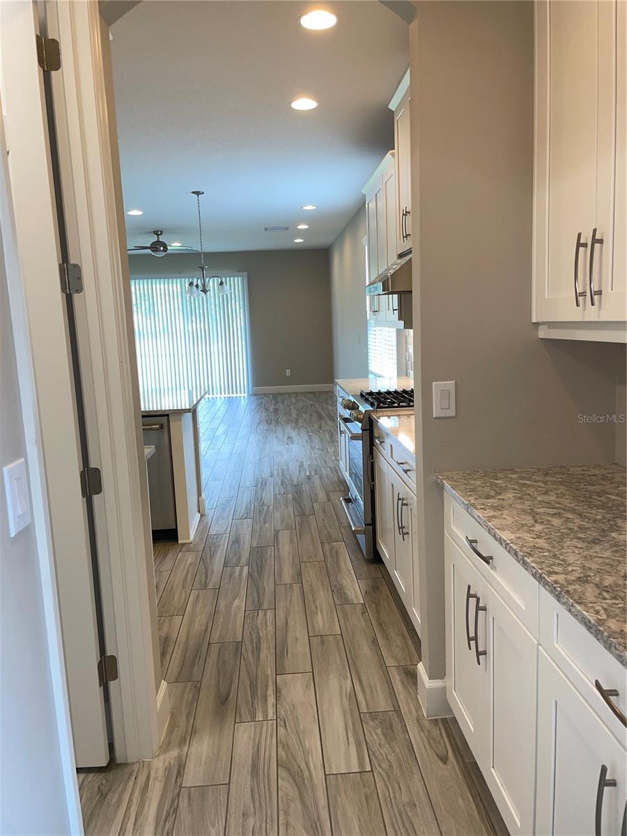 LOT 334, ARBOR LAKES ON PALMER RANCH PHA - Residential Lease