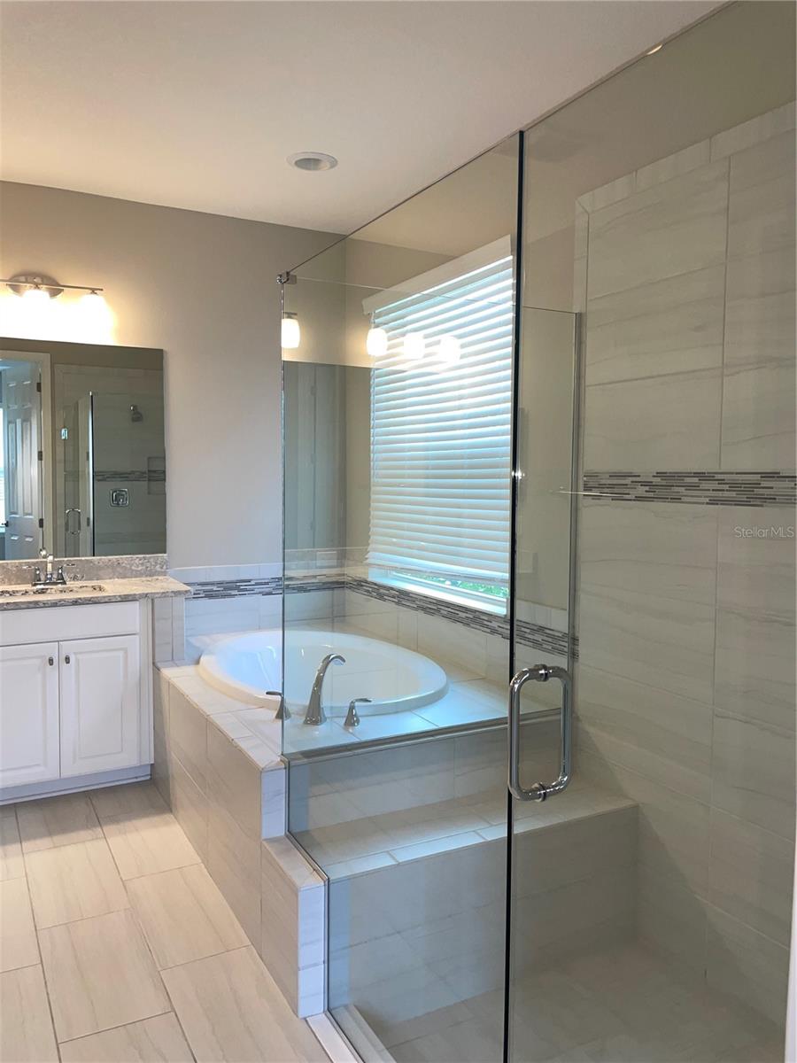 LOT 334, ARBOR LAKES ON PALMER RANCH PHA - Residential Lease