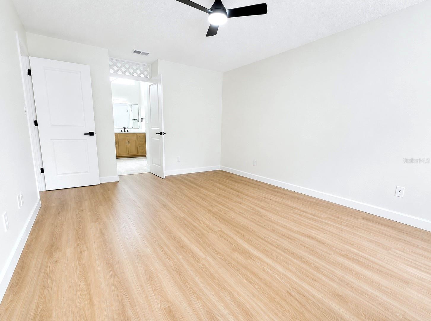DEER RUN UNIT 21A - Residential