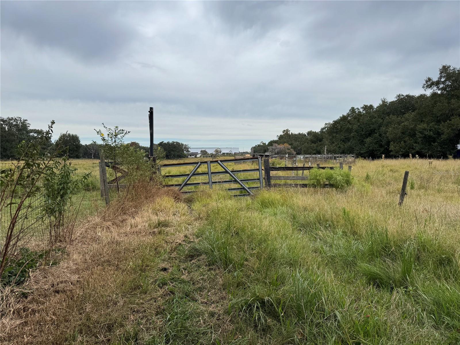 UNPLATTED - Land