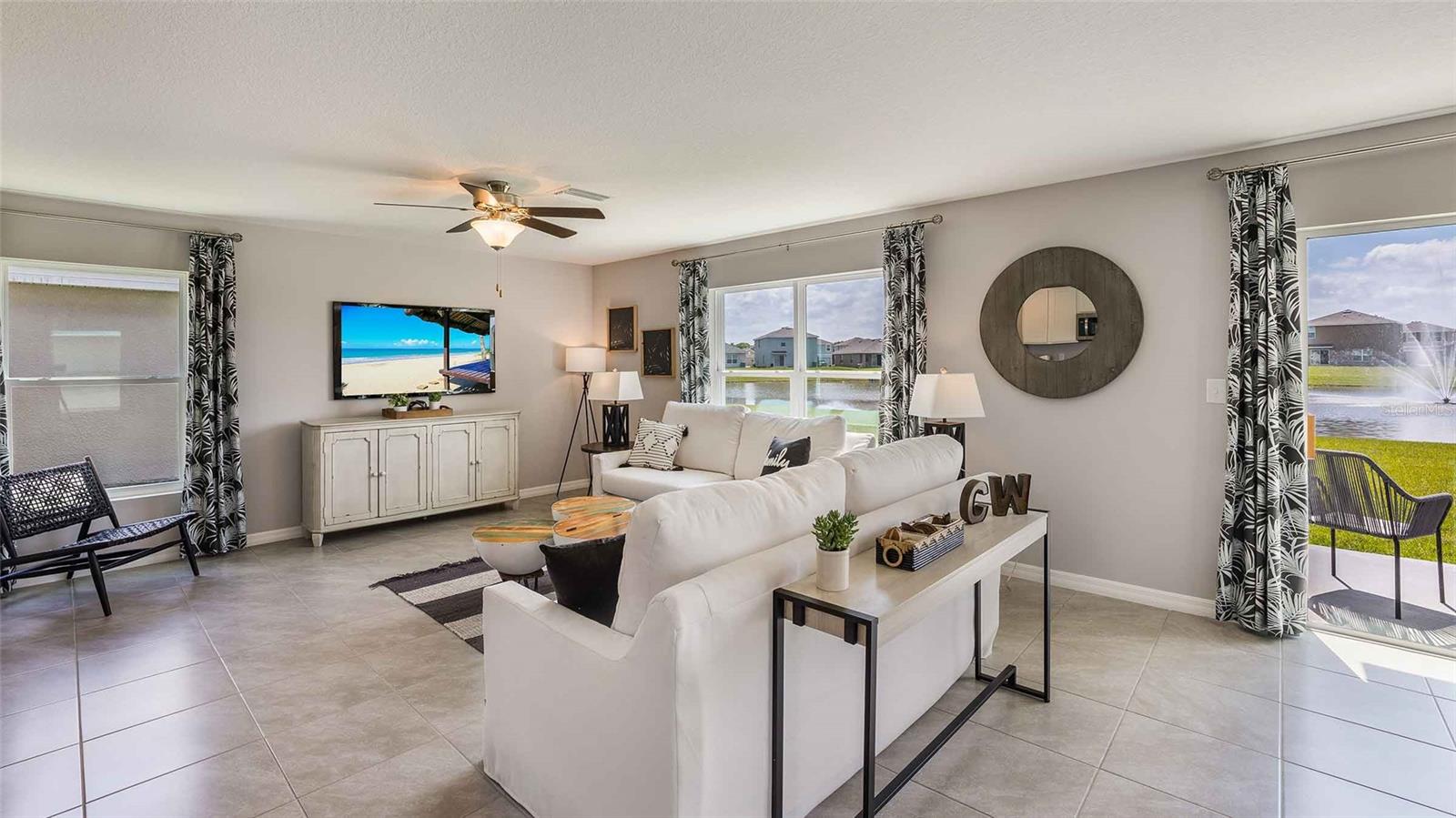 HERITAGE HILLS - Residential