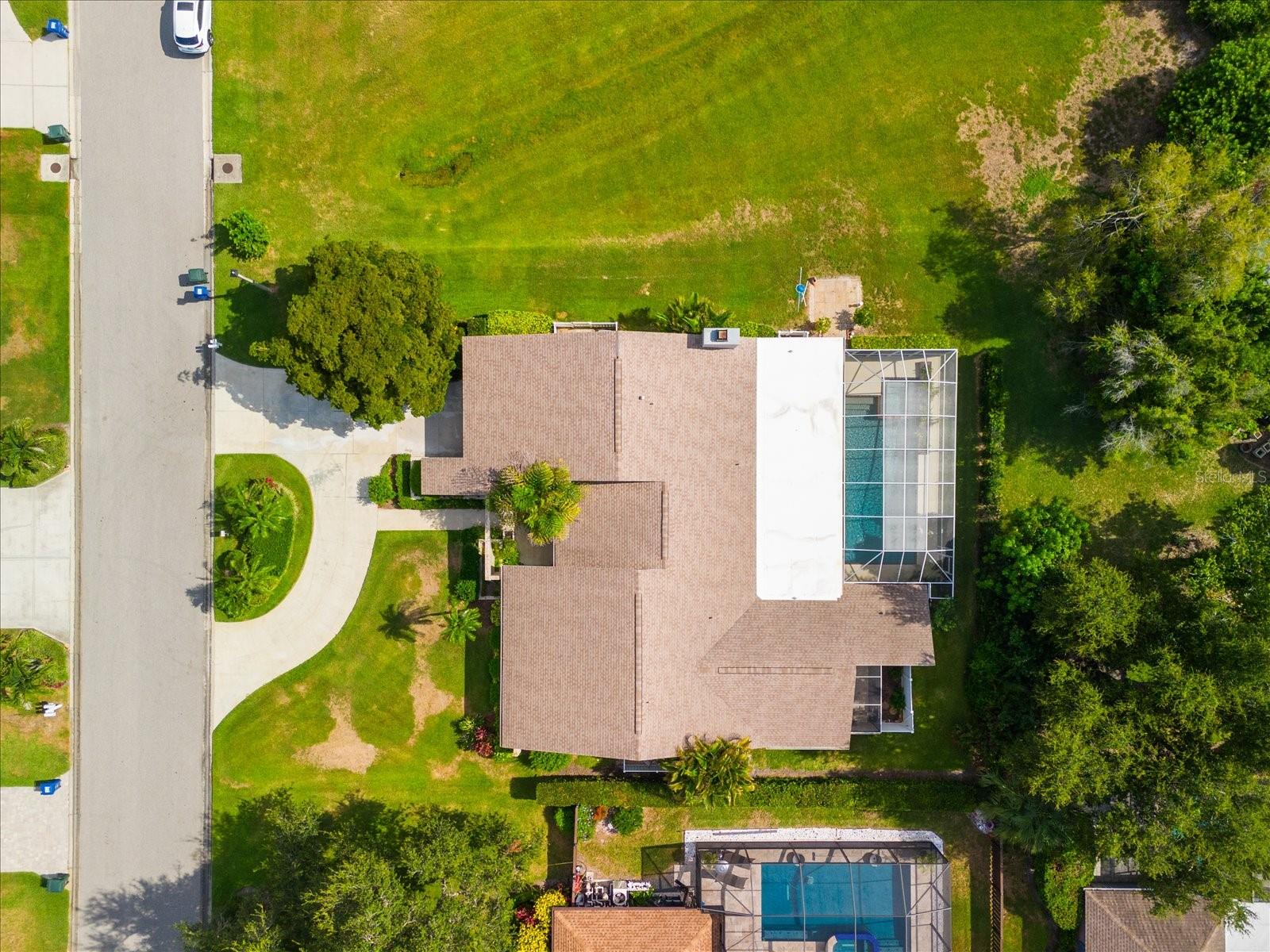 COUNTRY PLACE - Residential