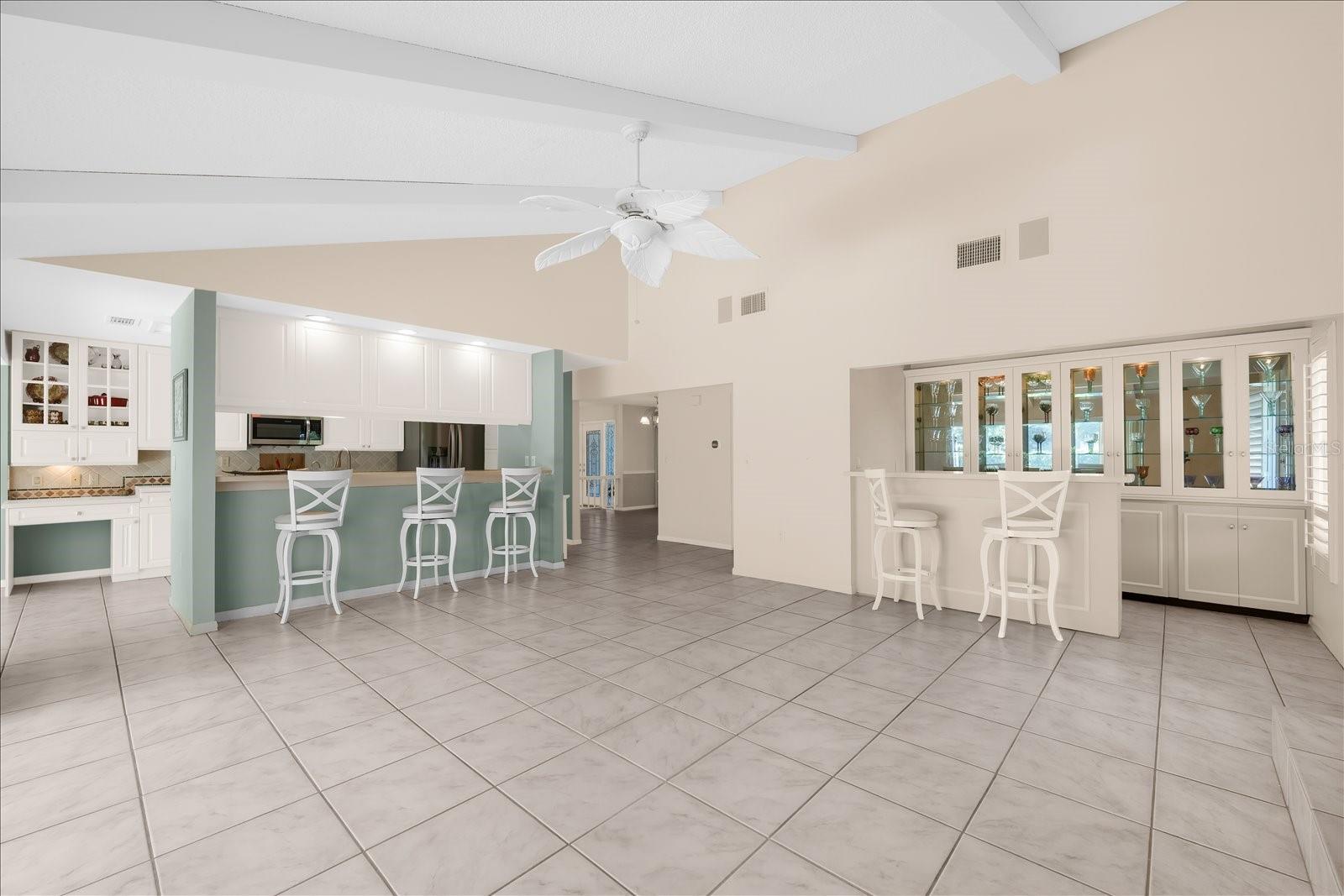COUNTRY PLACE - Residential