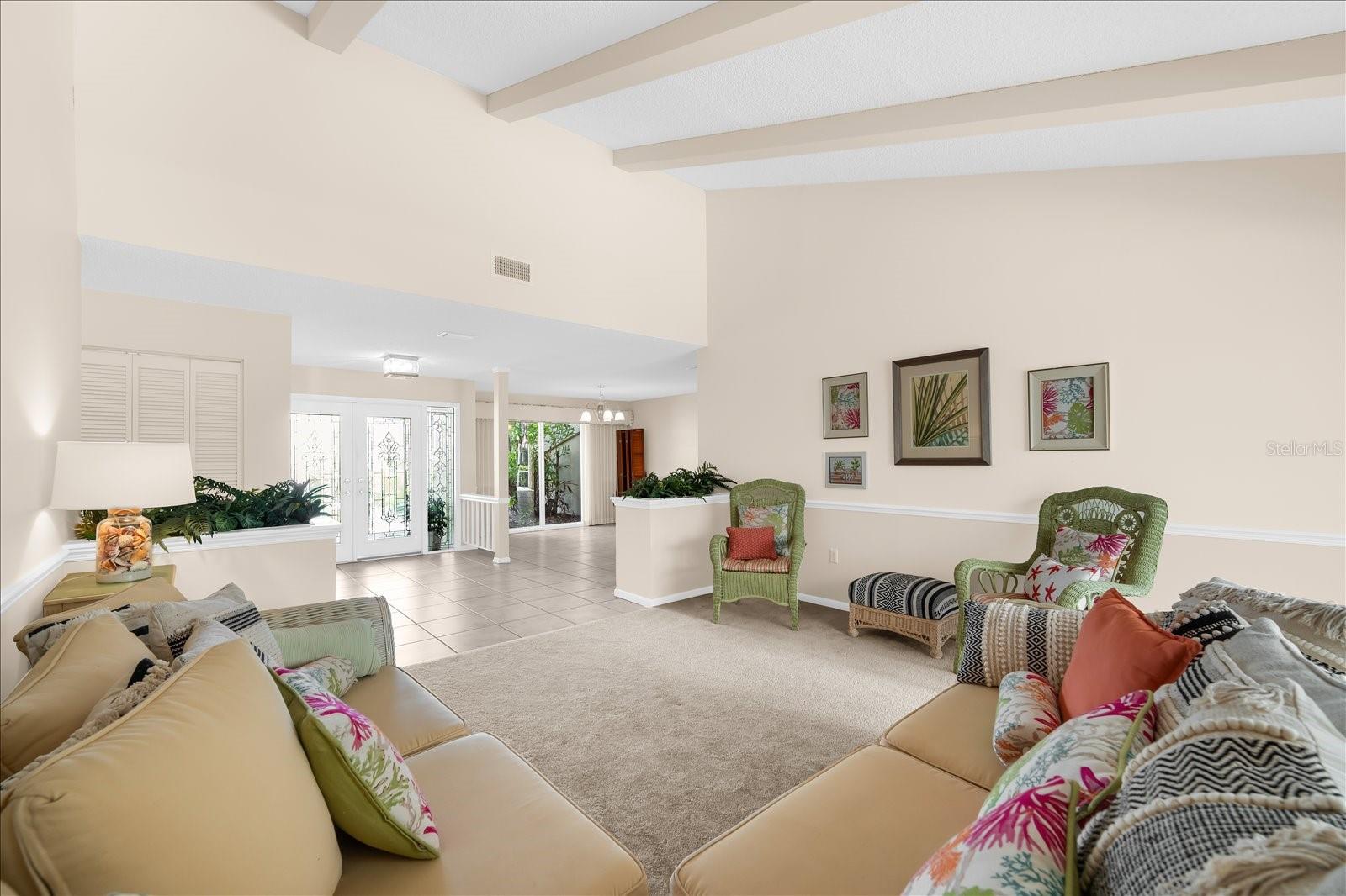 COUNTRY PLACE - Residential