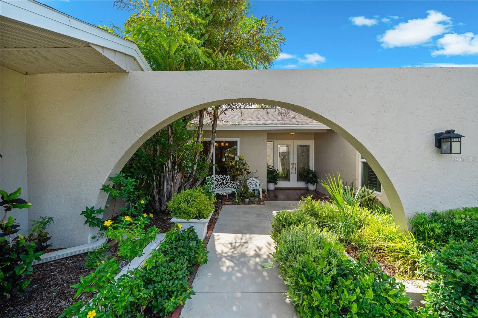 COUNTRY PLACE - Residential