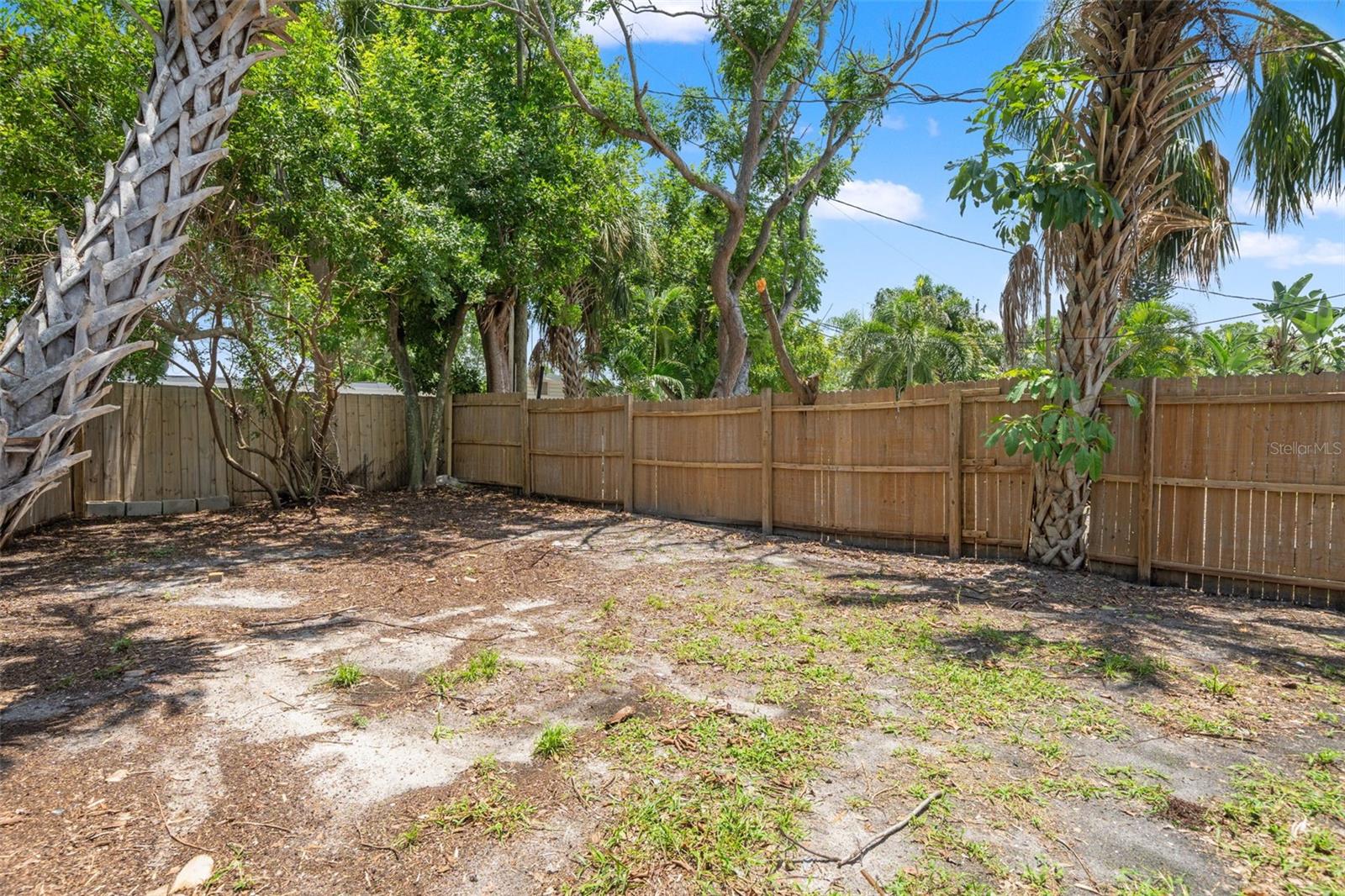 SHORE ACRES OVERLOOK SEC - Residential