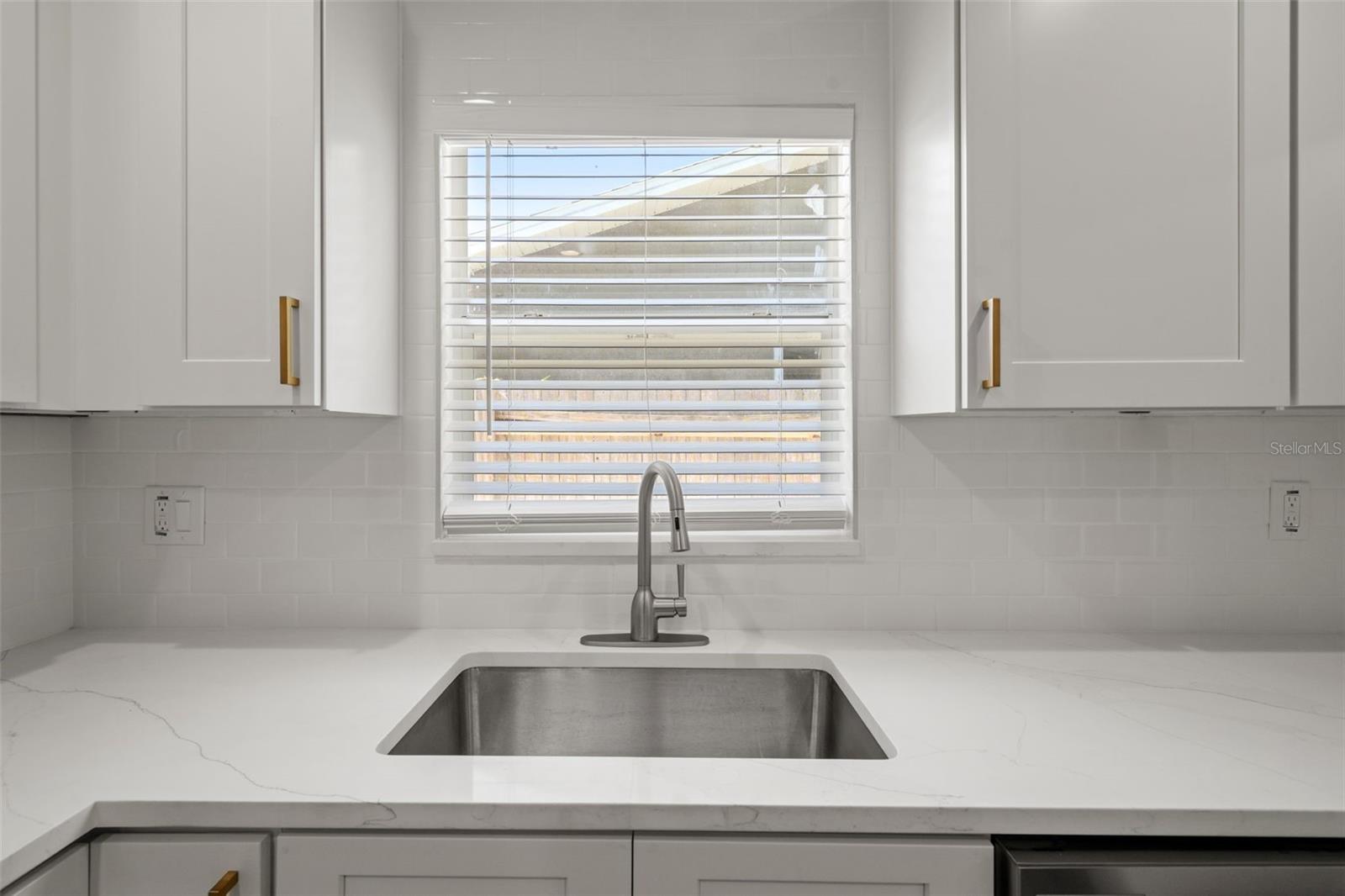 SHORE ACRES OVERLOOK SEC - Residential