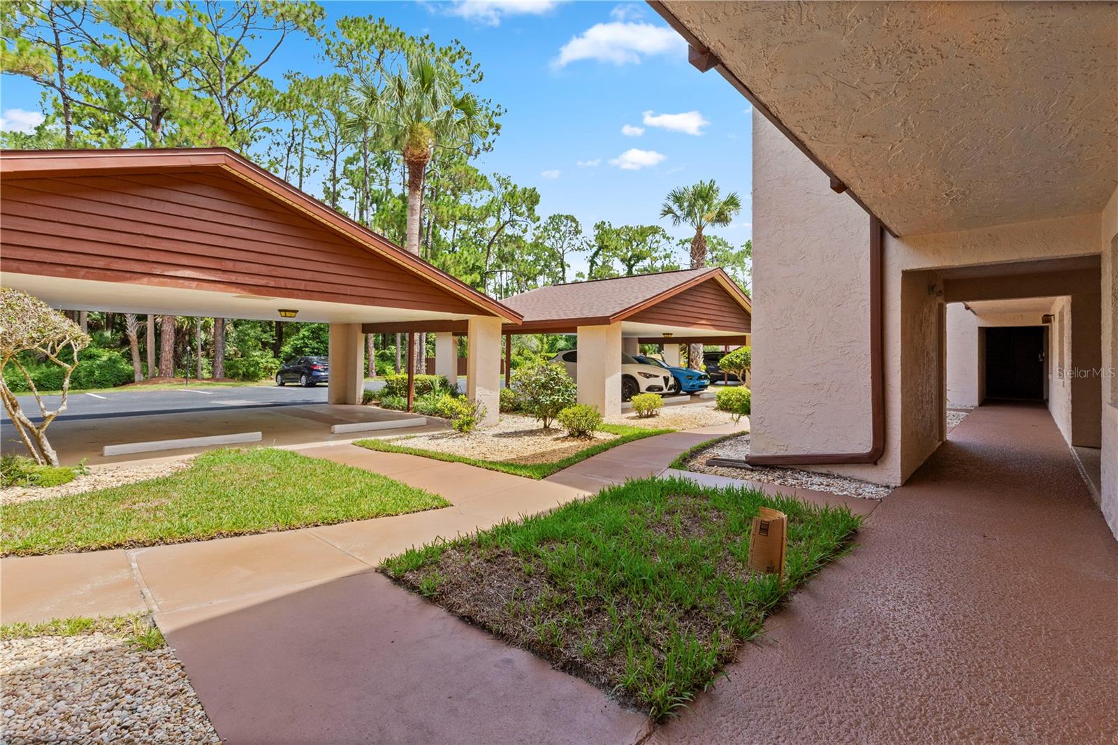 INDIGO POINT CONDO PH 01 - Residential