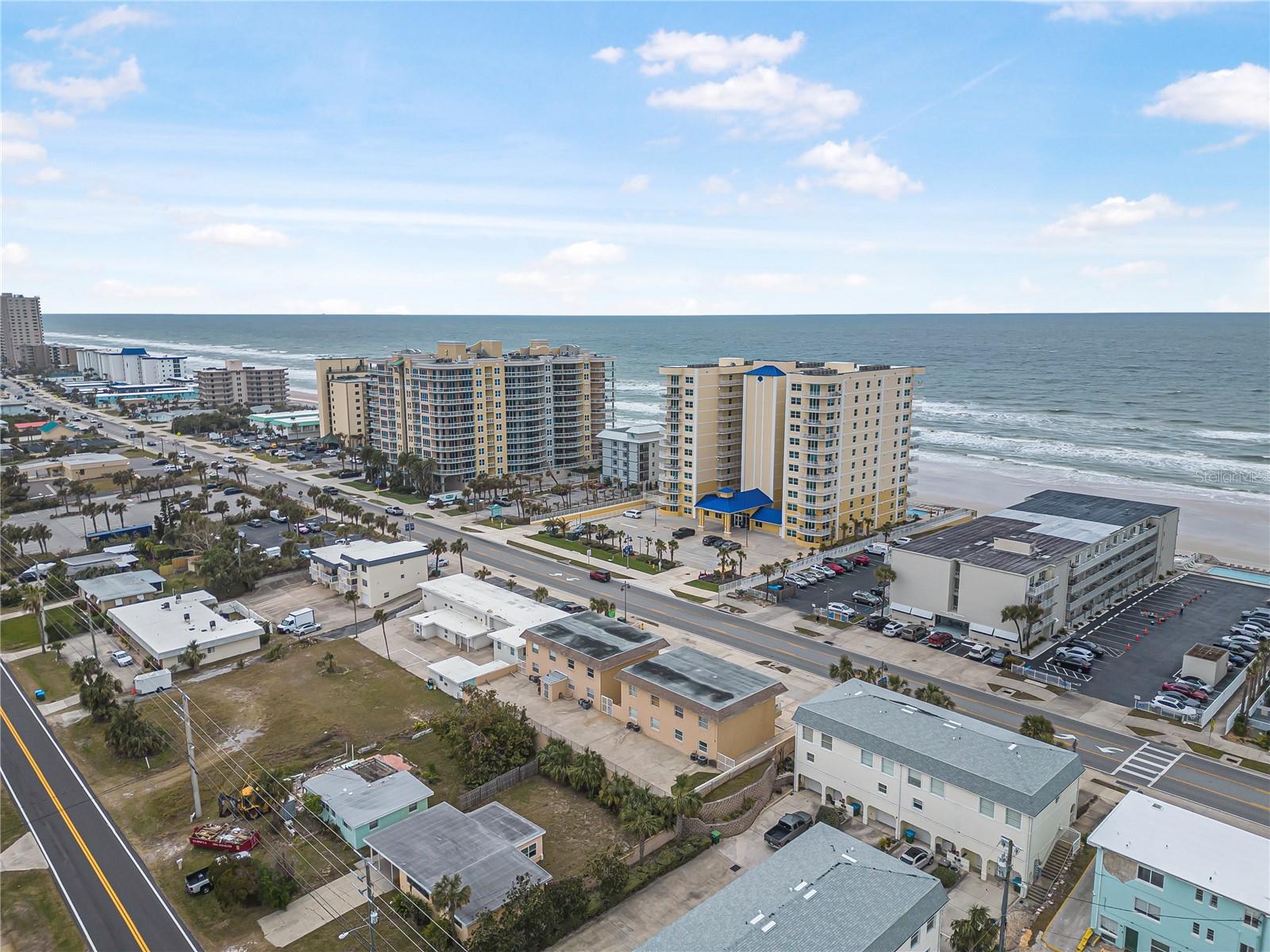 GRANDVIEW CONDO - Residential