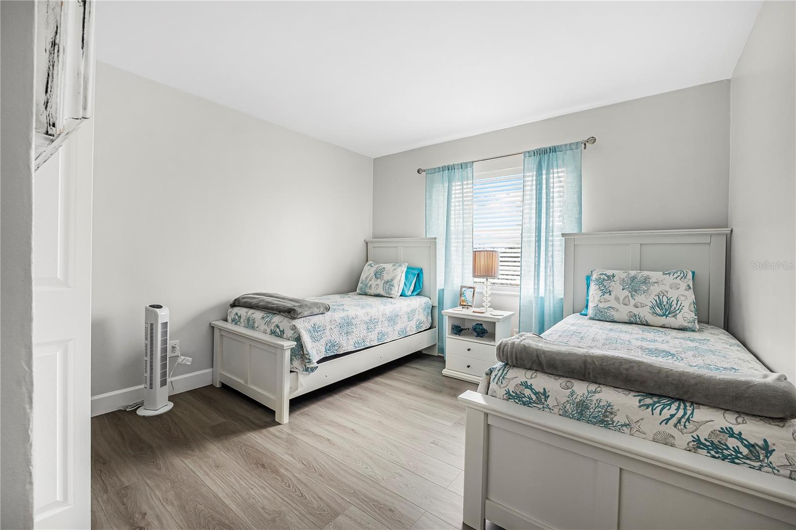 GRANDVIEW CONDO - Residential
