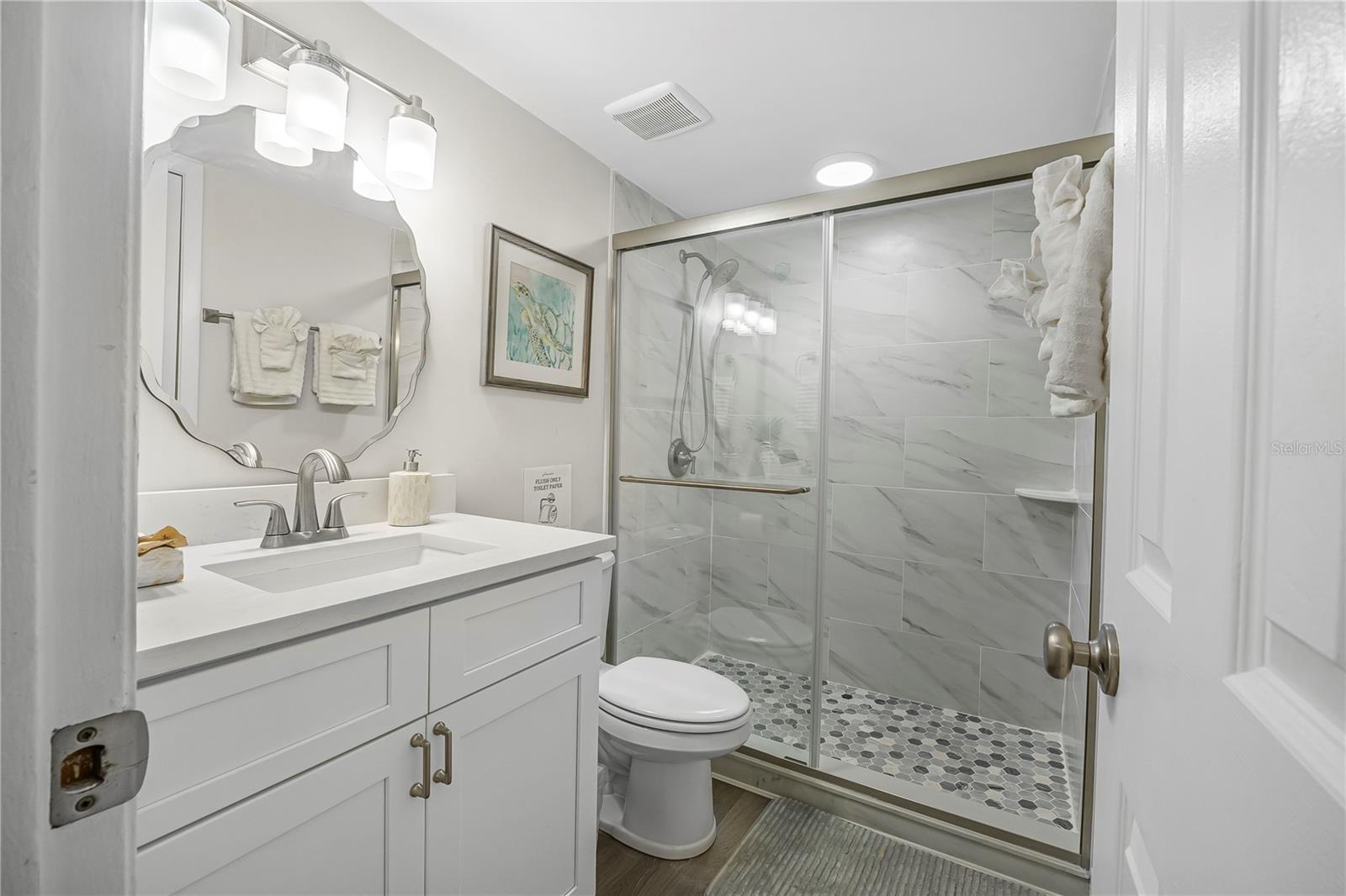 GRANDVIEW CONDO - Residential
