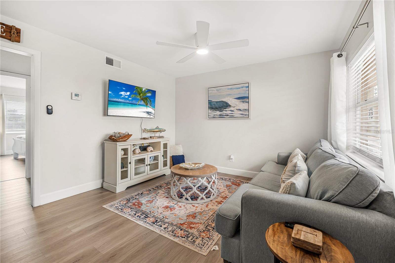 GRANDVIEW CONDO - Residential