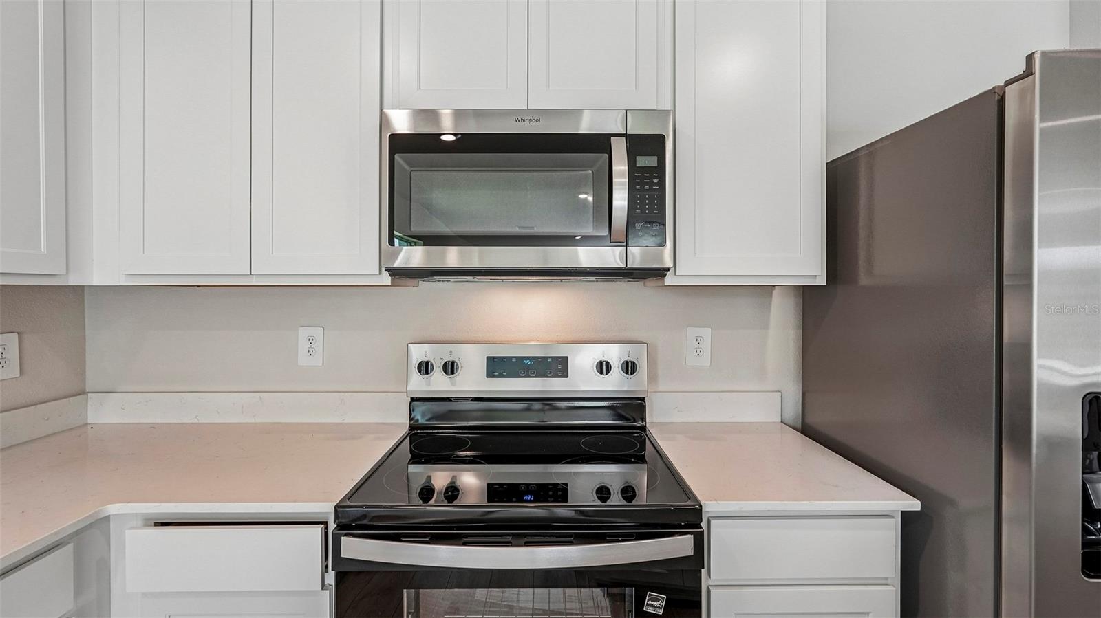 OAKFIELD LAKES - Residential